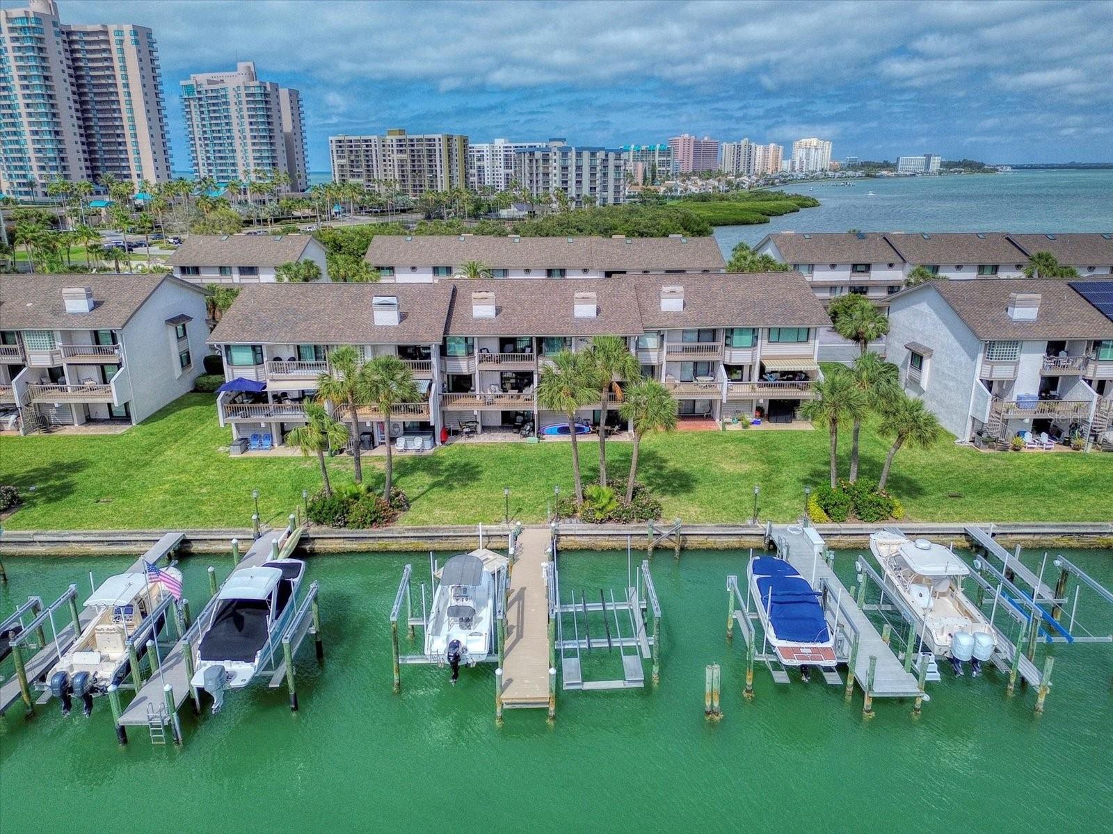 119 MARINA DEL REY CT, CLEARWATER BEACH, FL