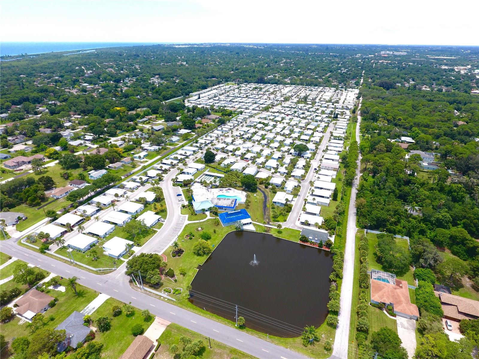 630 GLORIOSA DR, VENICE, FL — photo 8