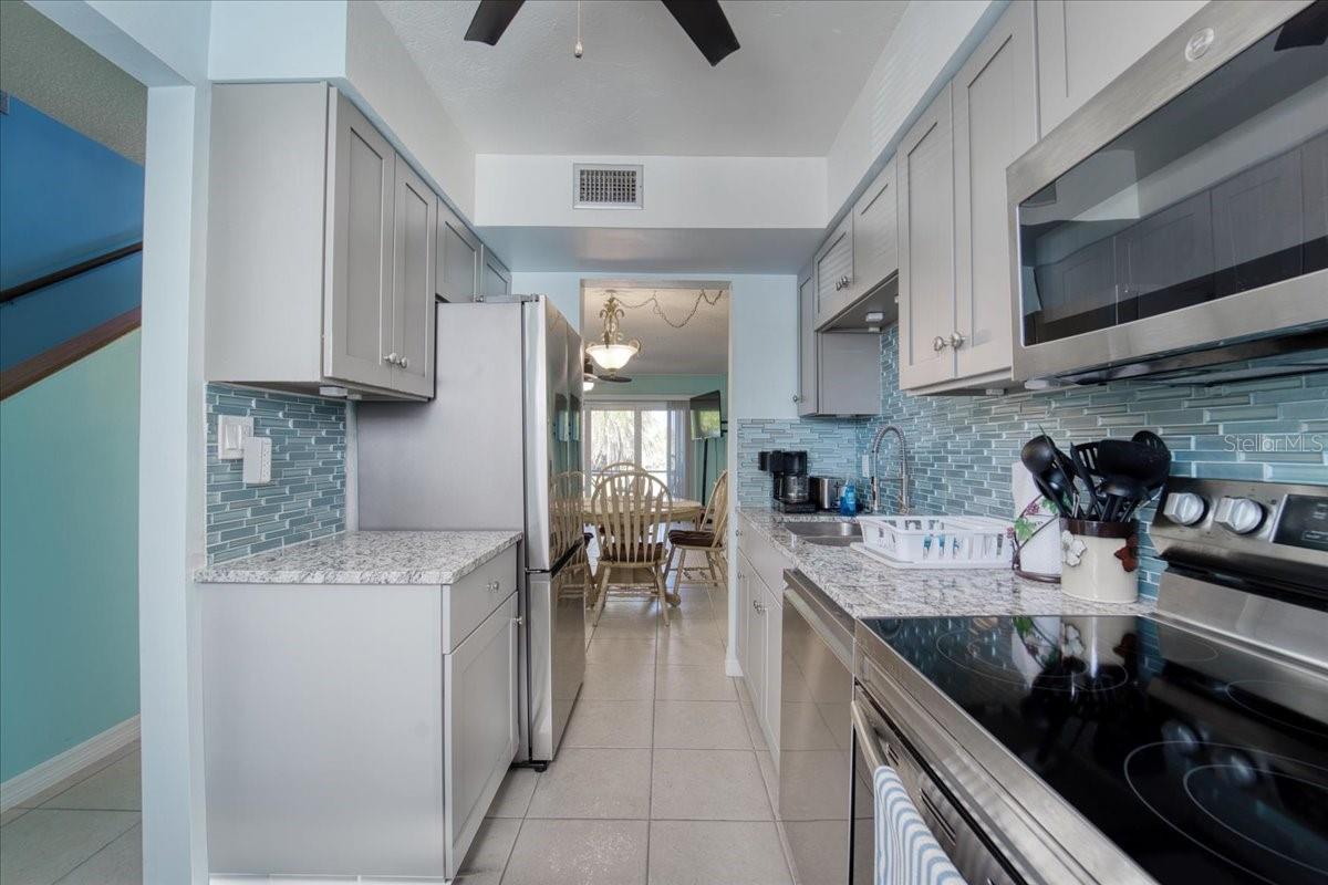 1020 W MARION AVE #41, PUNTA GORDA, FL — photo 27