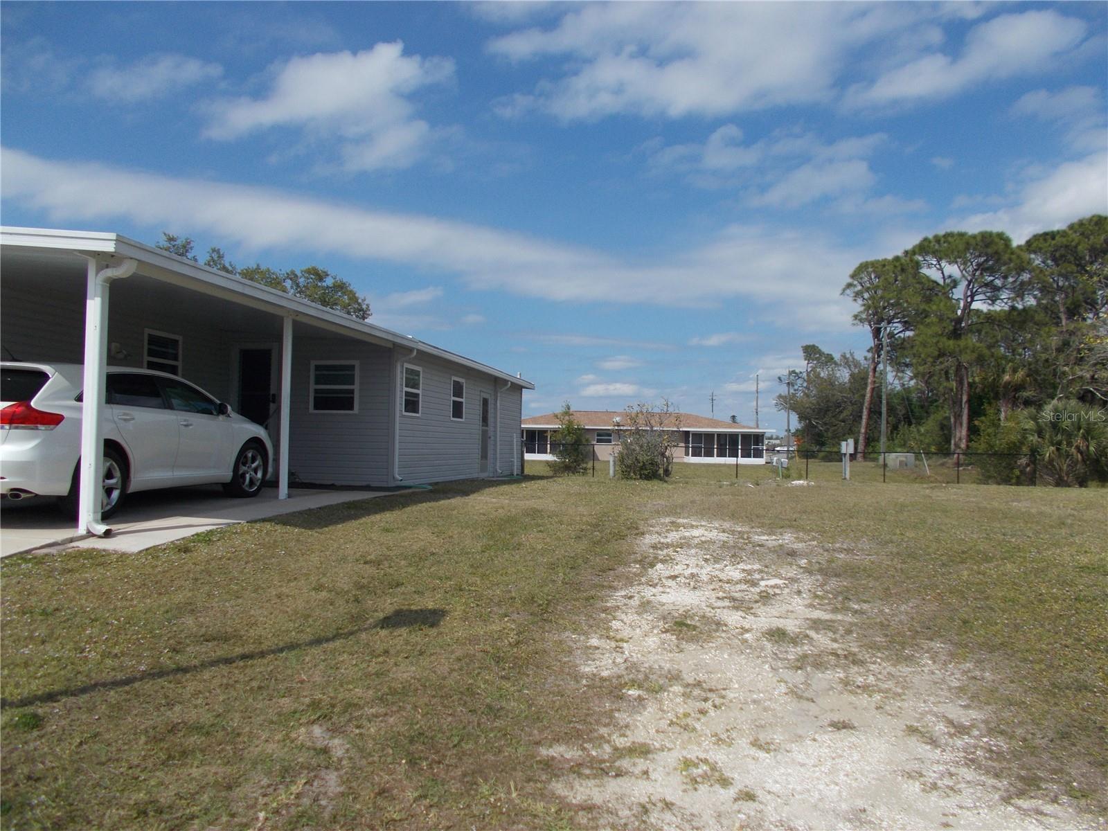 5552 HOLIDAY PARK BLVD, NORTH PORT, FL — photo 2
