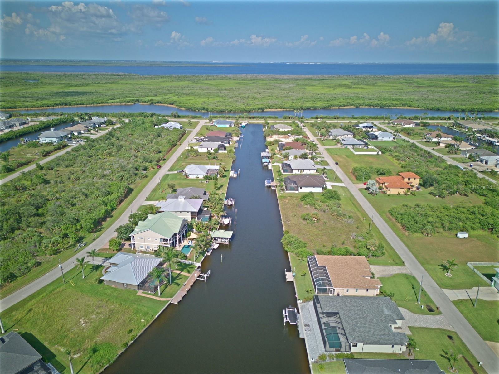 15482 MEACHAM CIR, PORT CHARLOTTE, FL