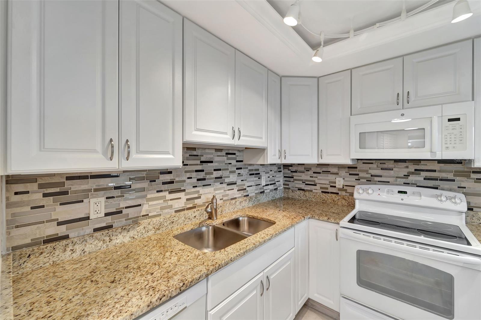 5855 MIDNIGHT PASS RD #314, SARASOTA, FL — photo 19