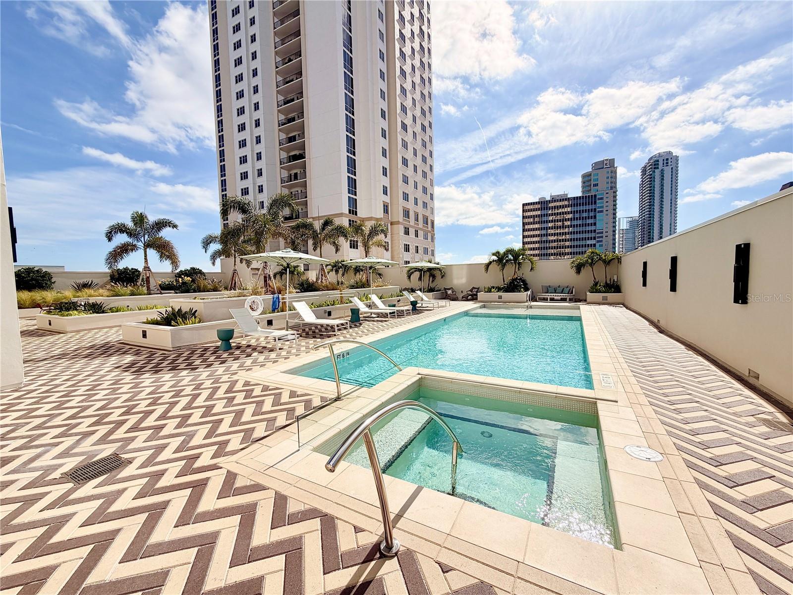 126 4TH AVE NE #601, ST PETERSBURG, FL — photo 40