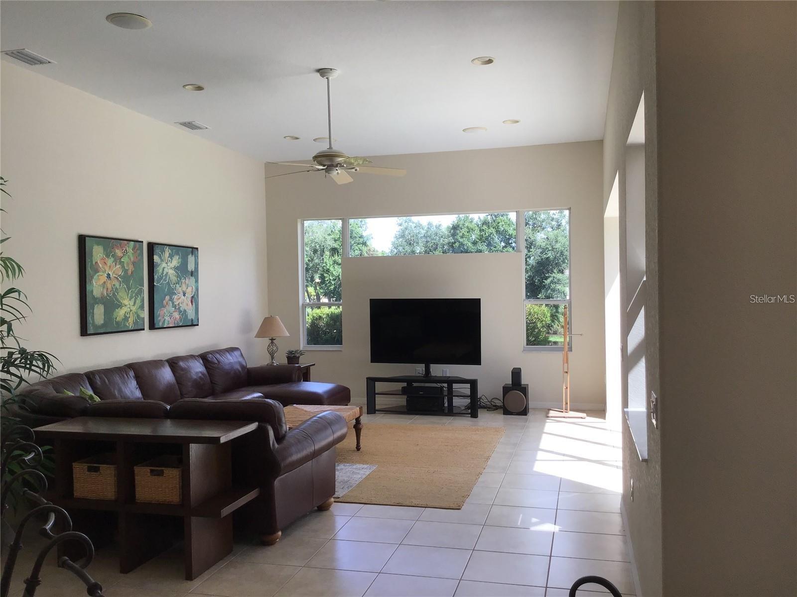 1292 W HILLSBOROUGH BLVD, NORTH PORT, FL — photo 9