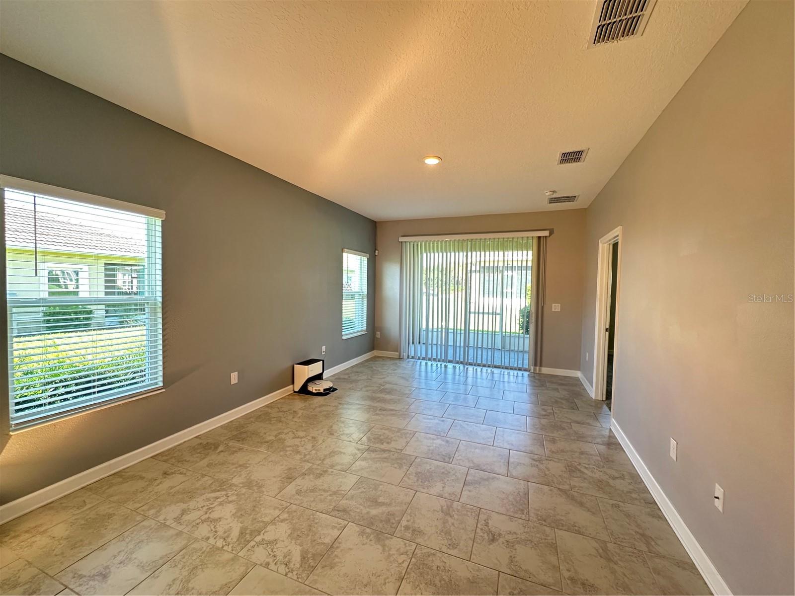 1068 QUAKER RIDGE LN, DAVENPORT, FL — photo 6