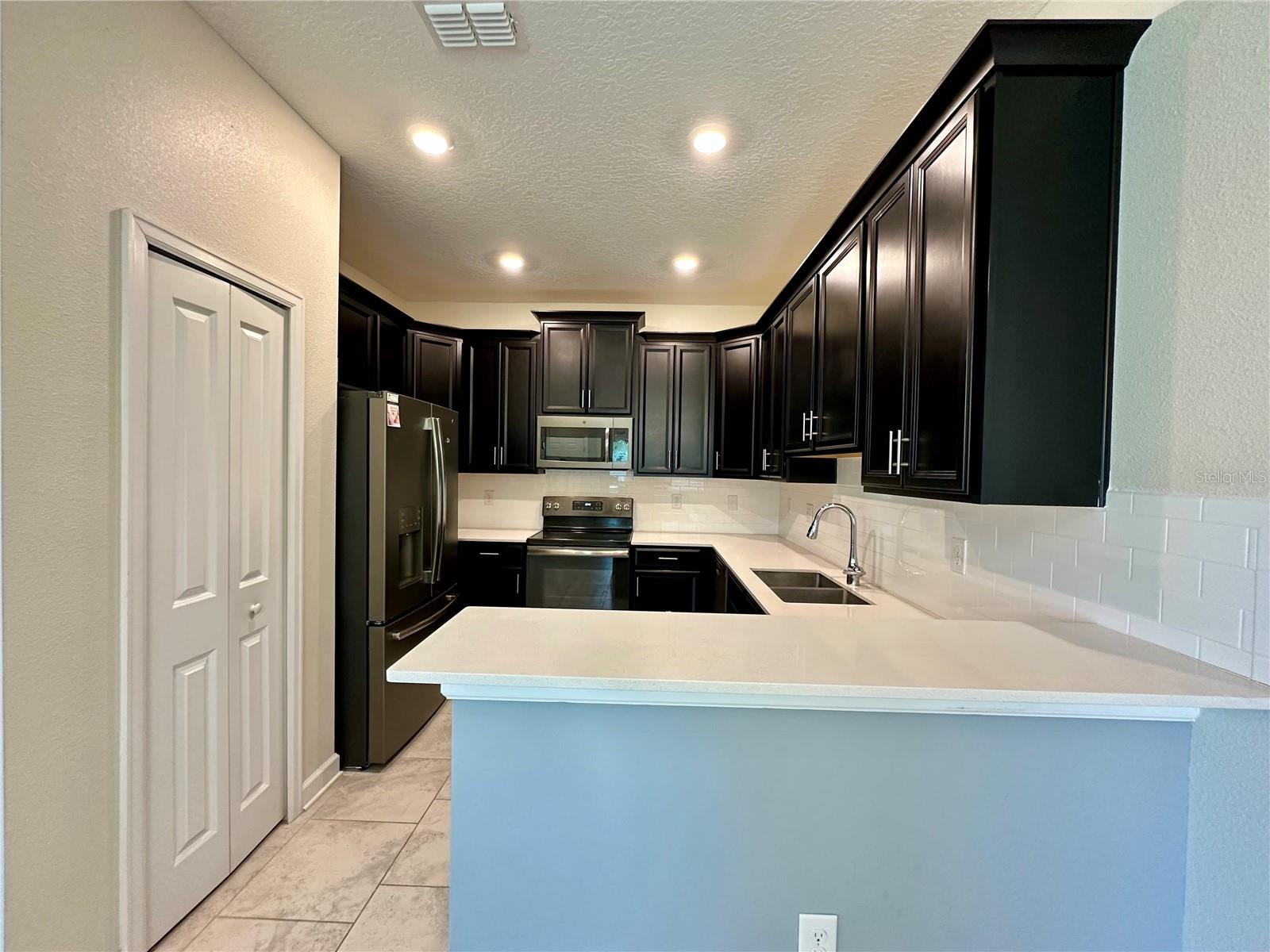 1068 QUAKER RIDGE LN, DAVENPORT, FL — photo 11
