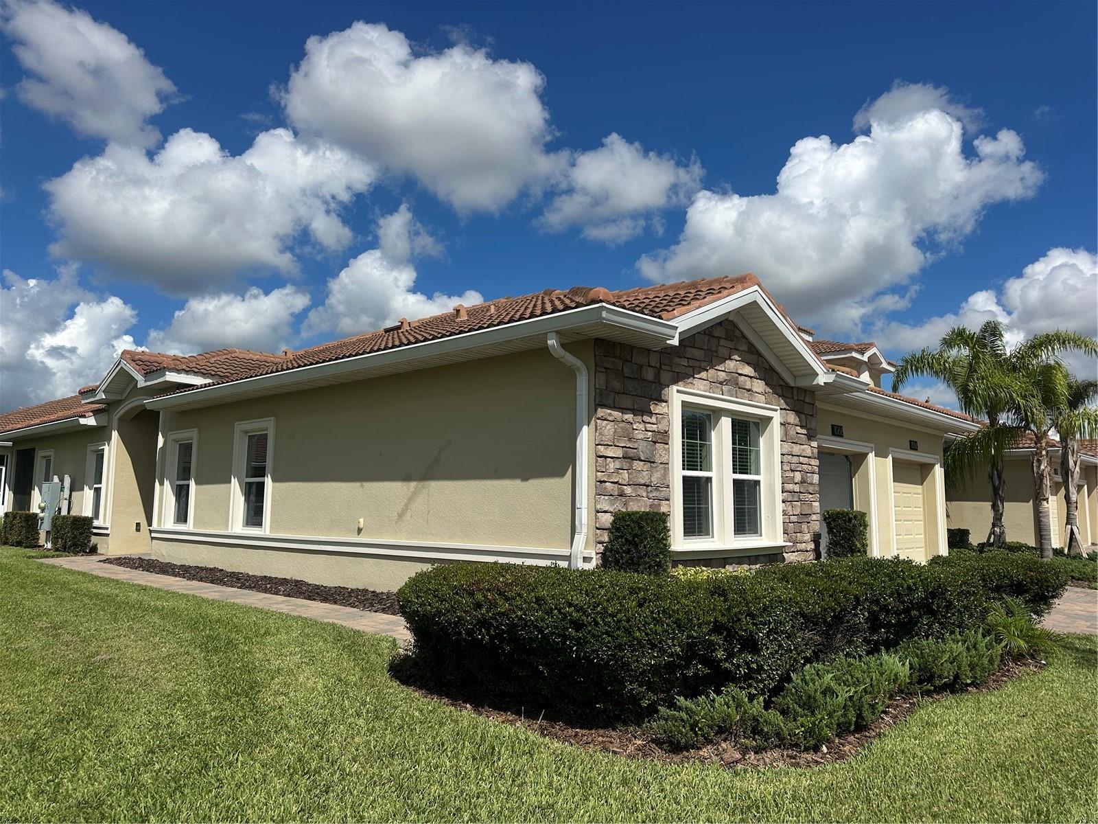 1068 QUAKER RIDGE LN, DAVENPORT, FL
