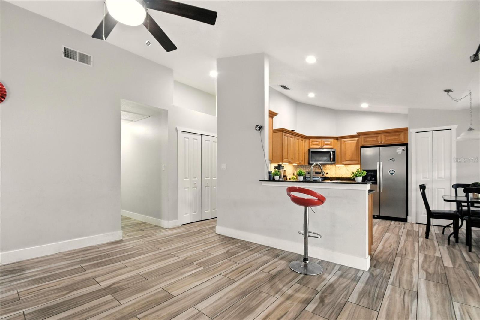 6084 BROOKHILL CIR, ORLANDO, FL — photo 14