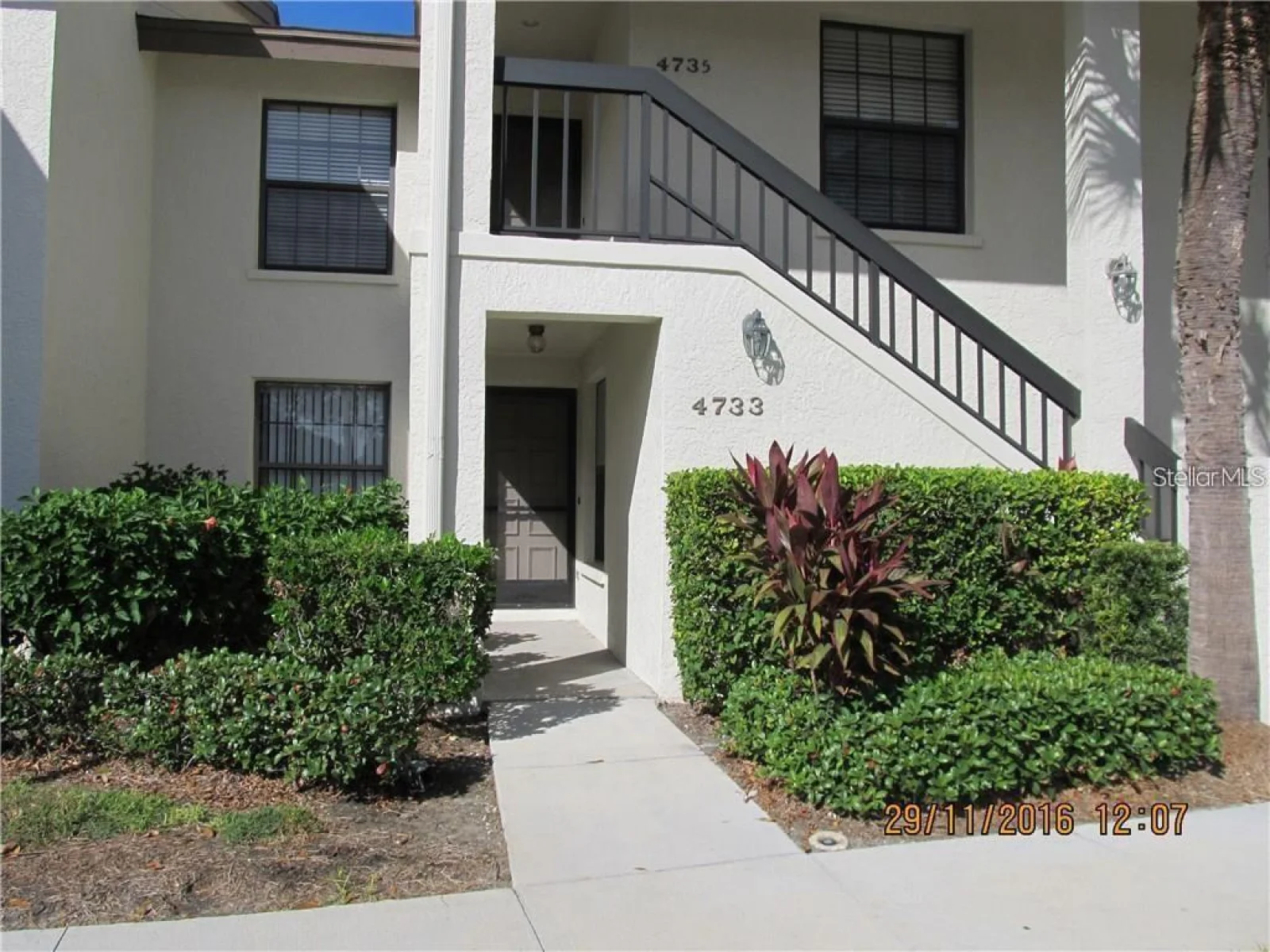 4733 WINSLOW BEACON #13, SARASOTA, FL — photo 1