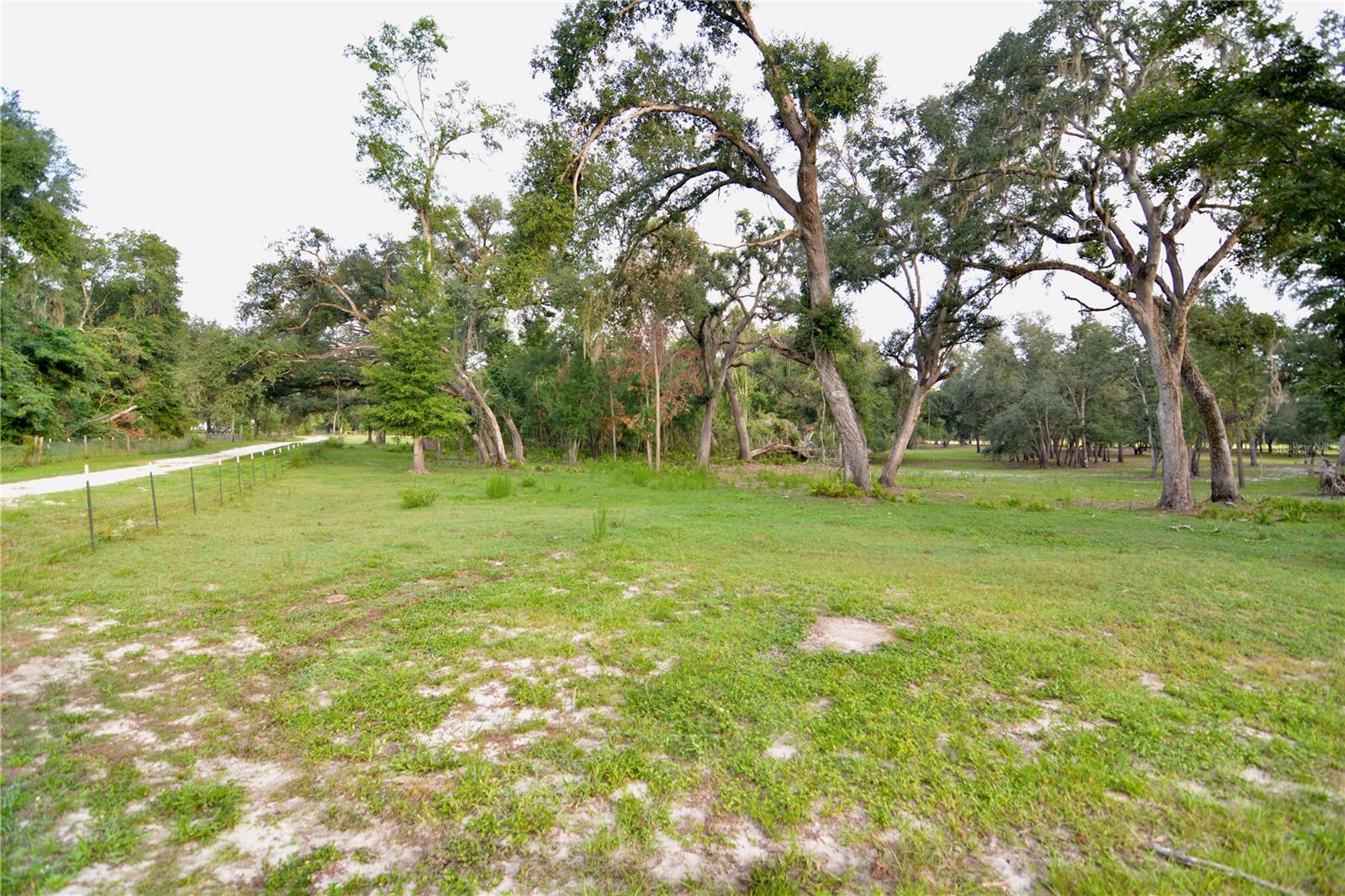 2669 NW SUWANNEE VALLEY RD, LAKE CITY, FL — photo 32