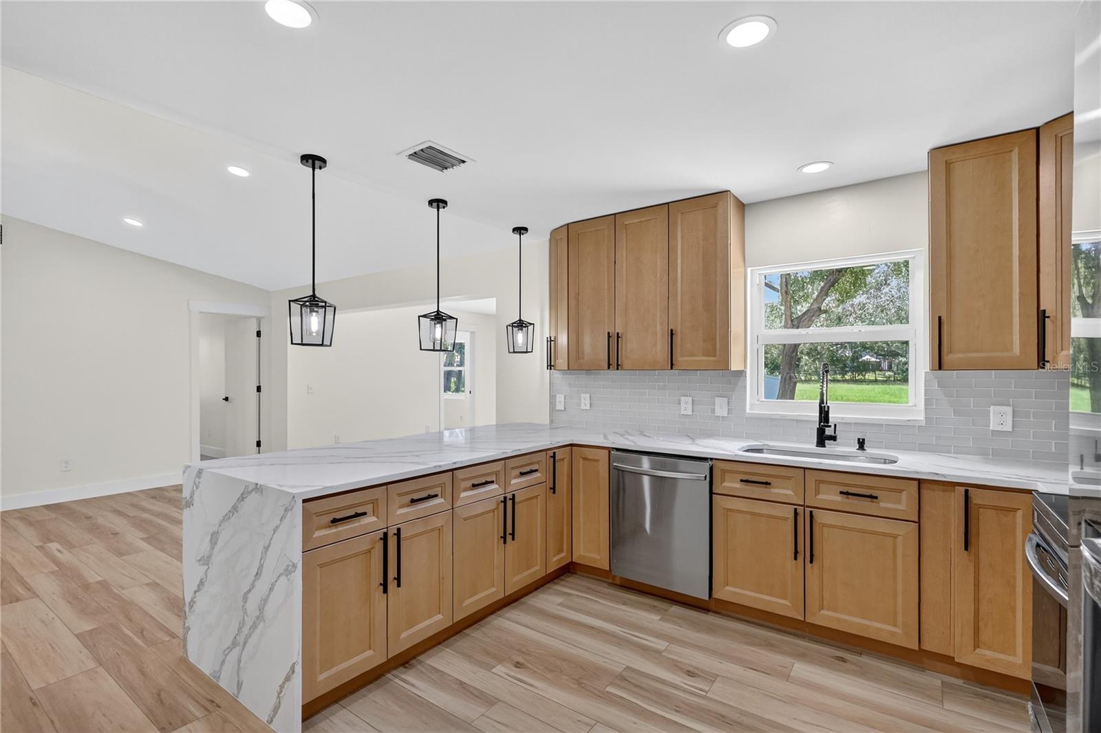 32524 GREENWOOD LOOP, WESLEY CHAPEL, FL — photo 3