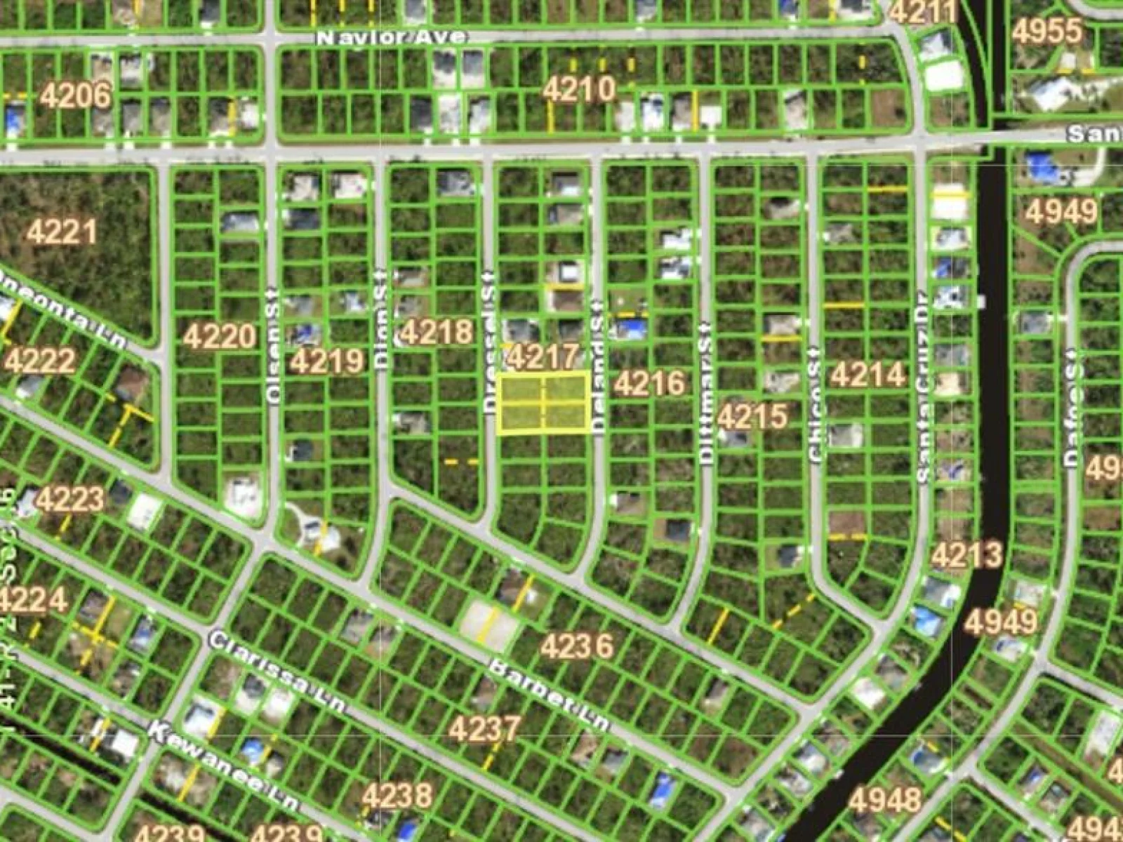 8207 DELAND ST, PORT CHARLOTTE, FL — photo 3