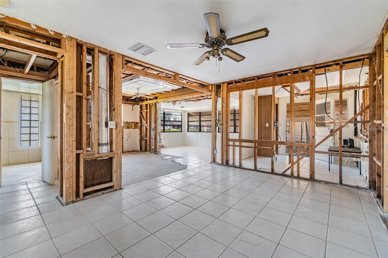 2620 TRENT RD, PALM HARBOR, FL — photo 3