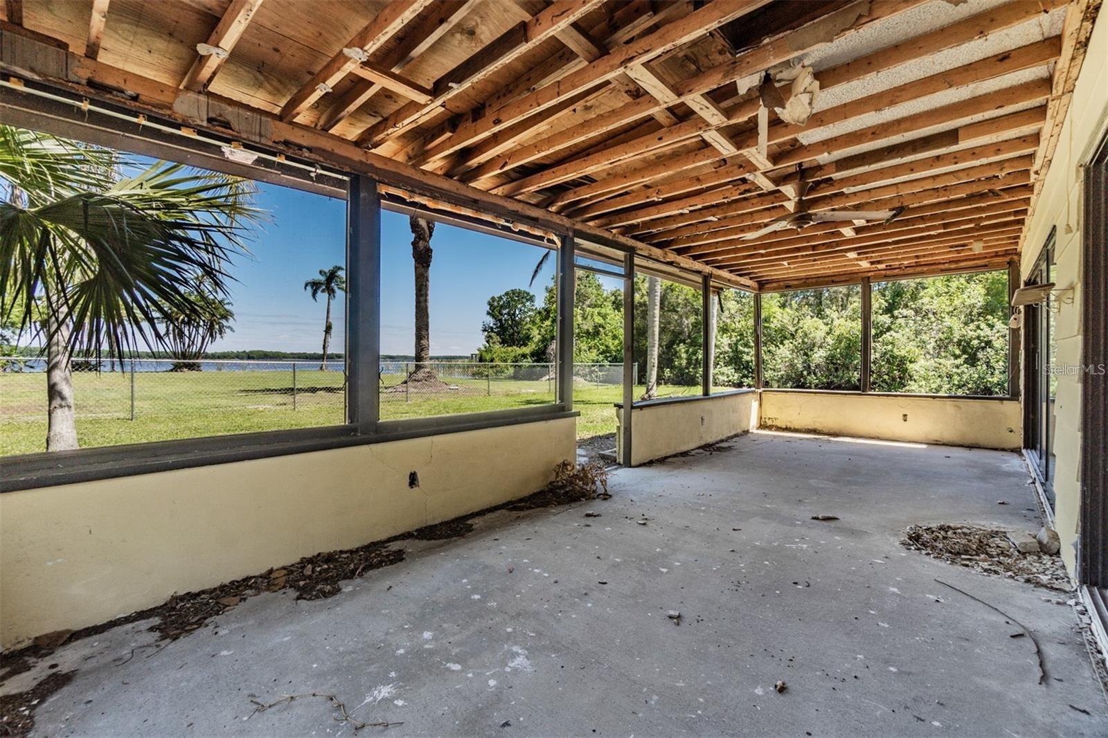 2620 TRENT RD, PALM HARBOR, FL — photo 15