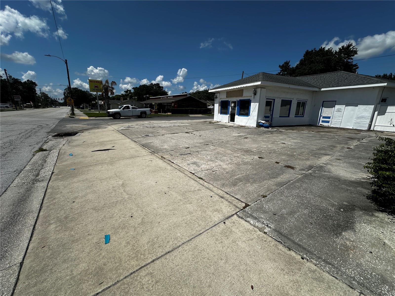 240 S 1ST ST, LAKE WALES, FL — photo 4