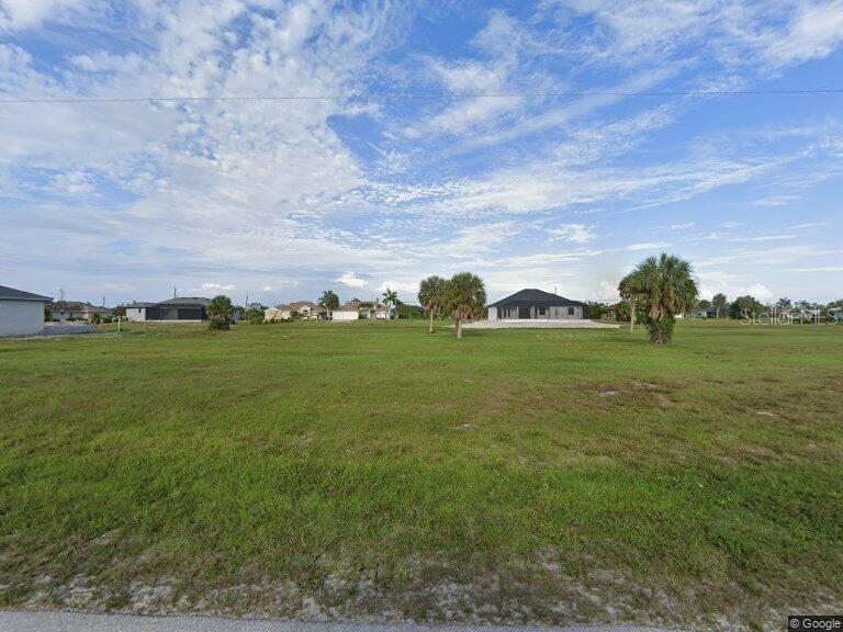 197 ROTONDA BLVD S, ROTONDA WEST, FL