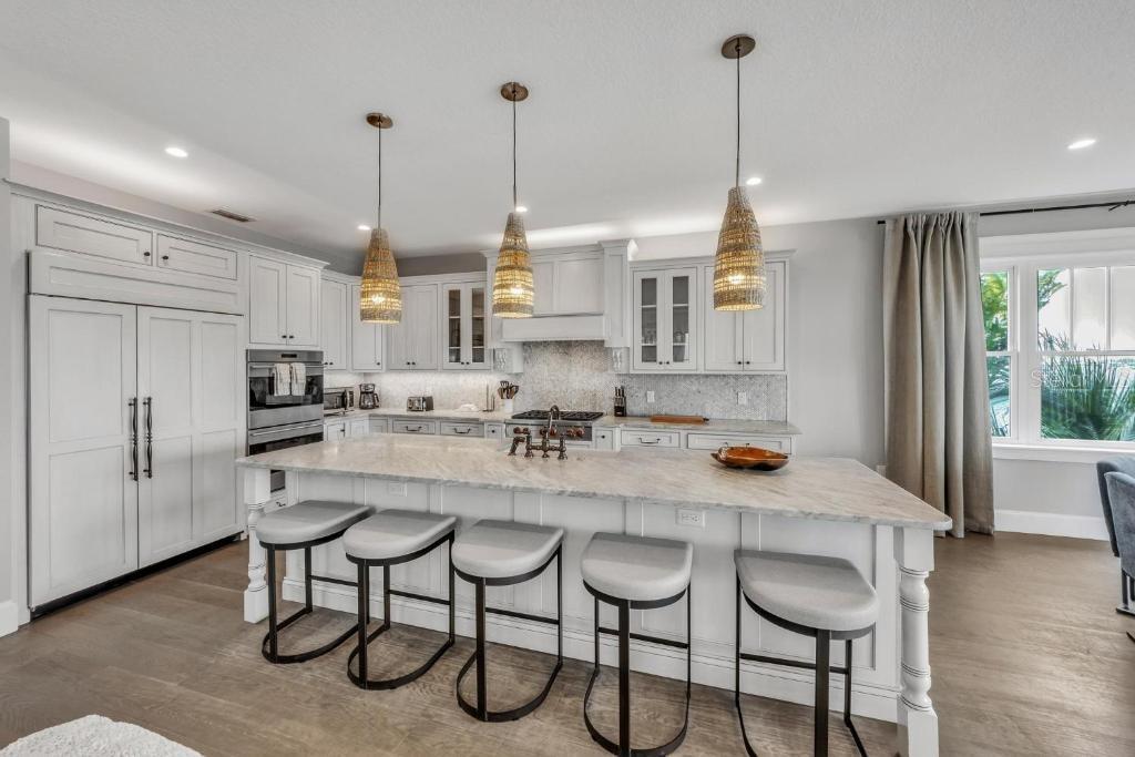 112 11TH ST S, BRADENTON BEACH, FL — photo 14