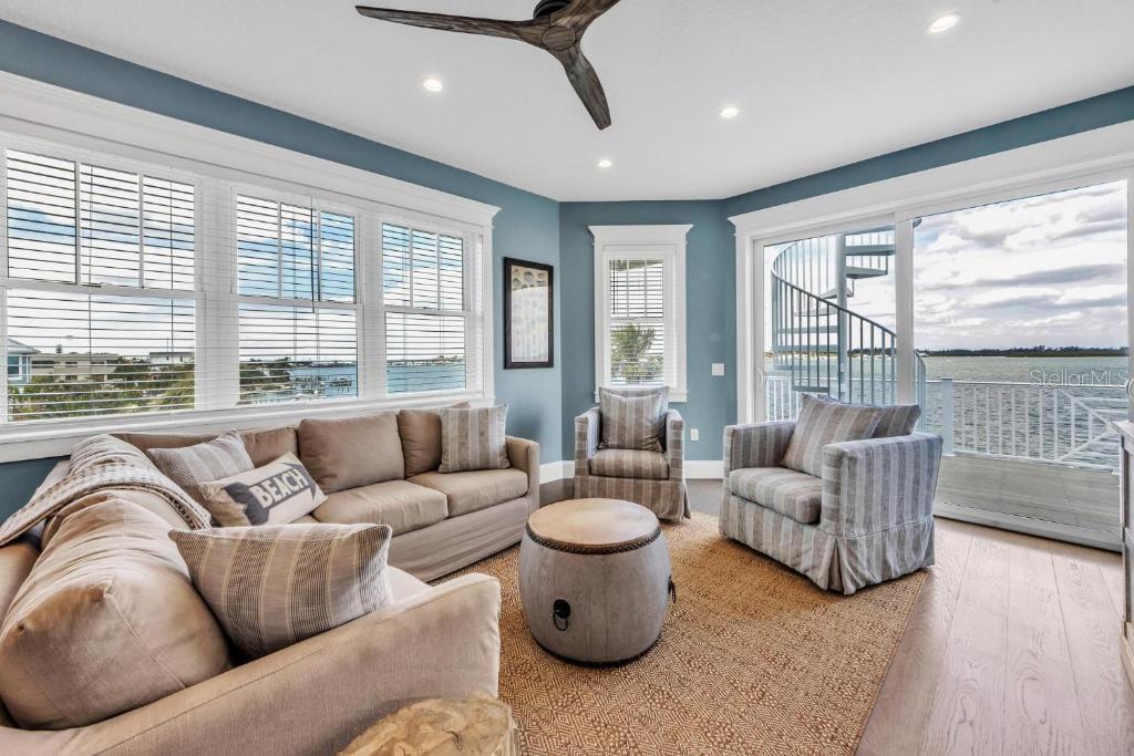 112 11TH ST S, BRADENTON BEACH, FL — photo 23