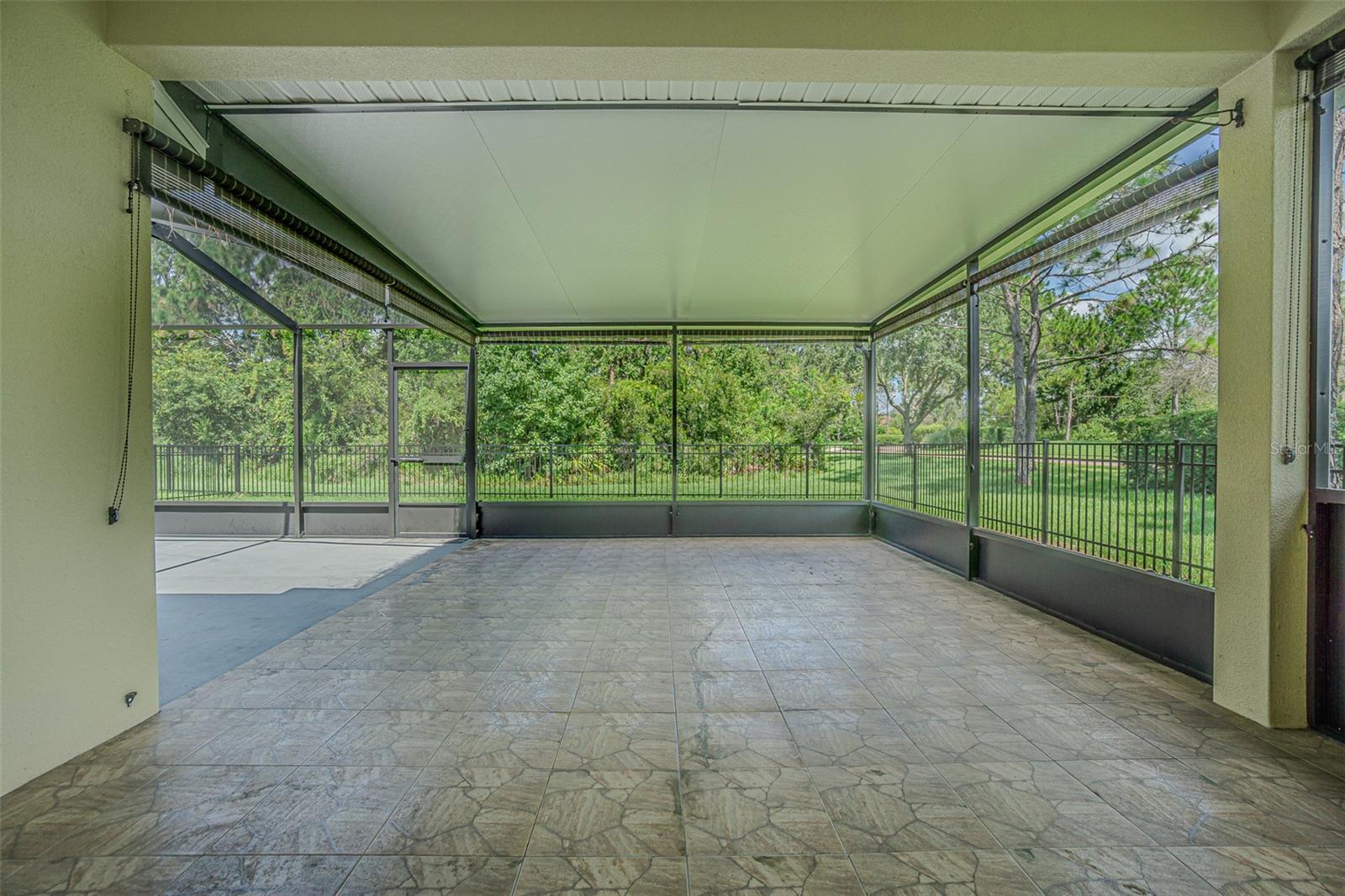 20520 SULTANA CT, TAMPA, FL — photo 31