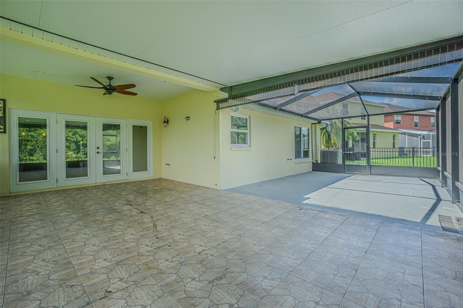 20520 SULTANA CT, TAMPA, FL — photo 32