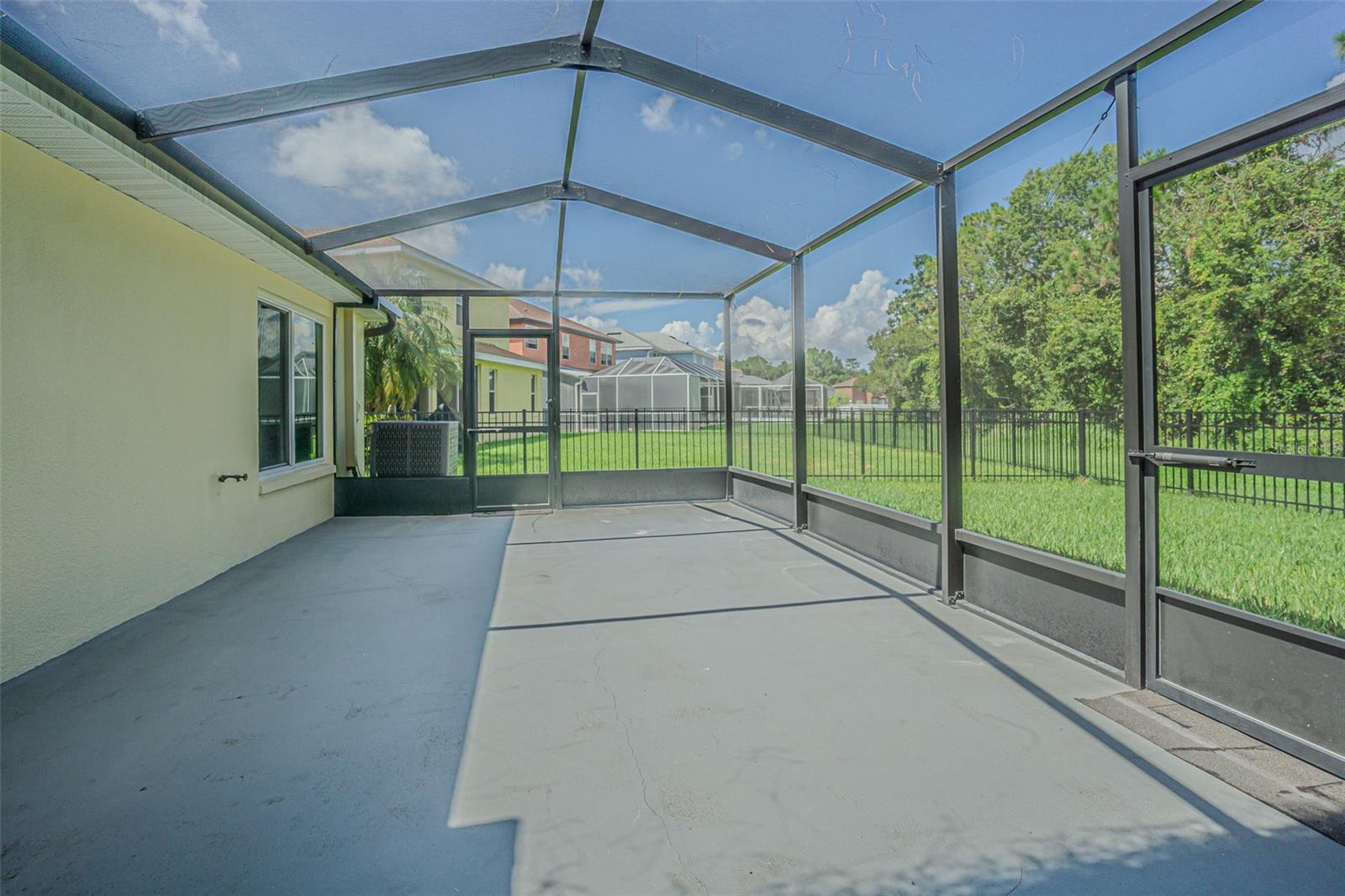 20520 SULTANA CT, TAMPA, FL — photo 33