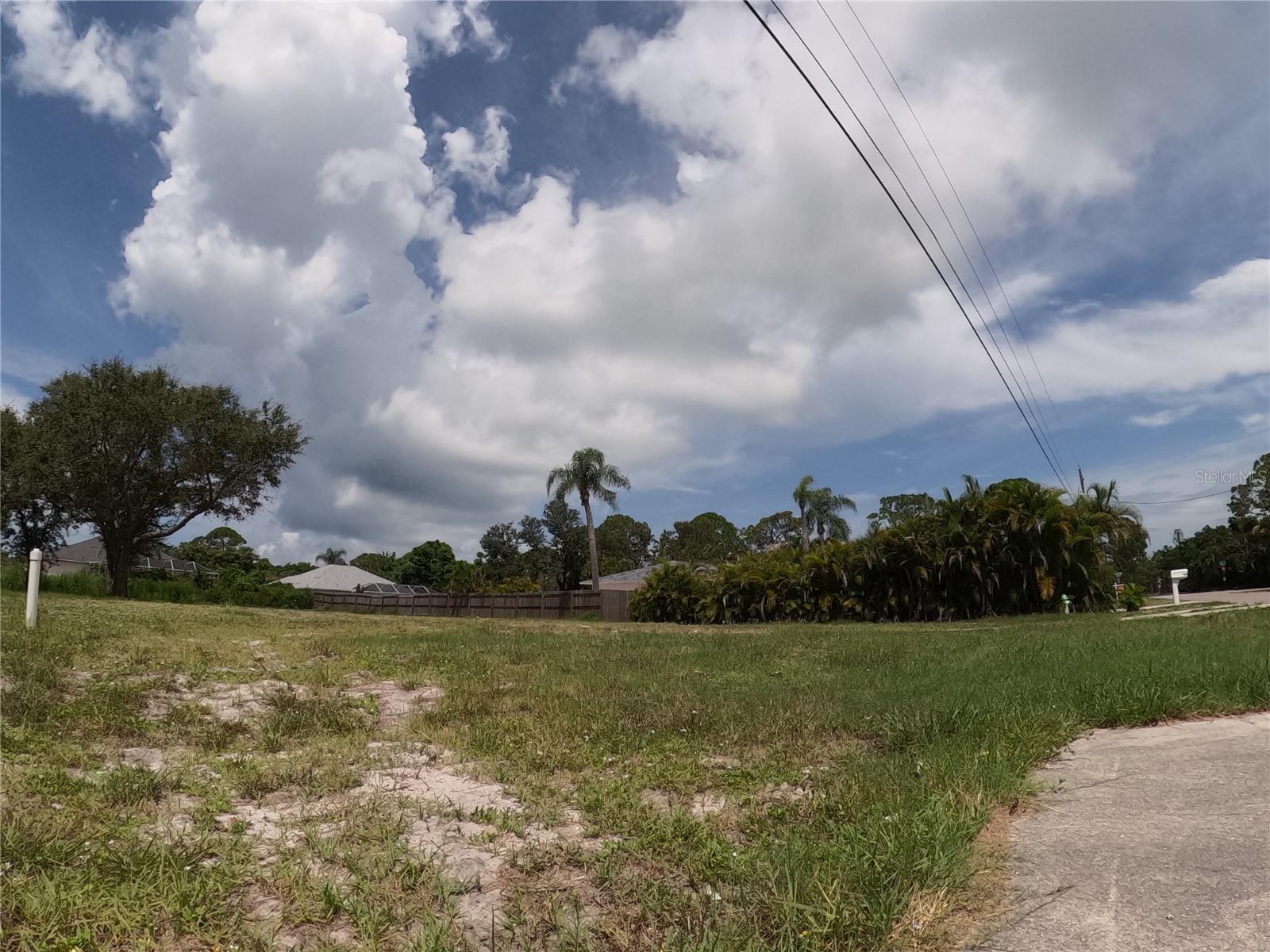 2450 ALAMANDER AVE, ENGLEWOOD, FL — photo 13