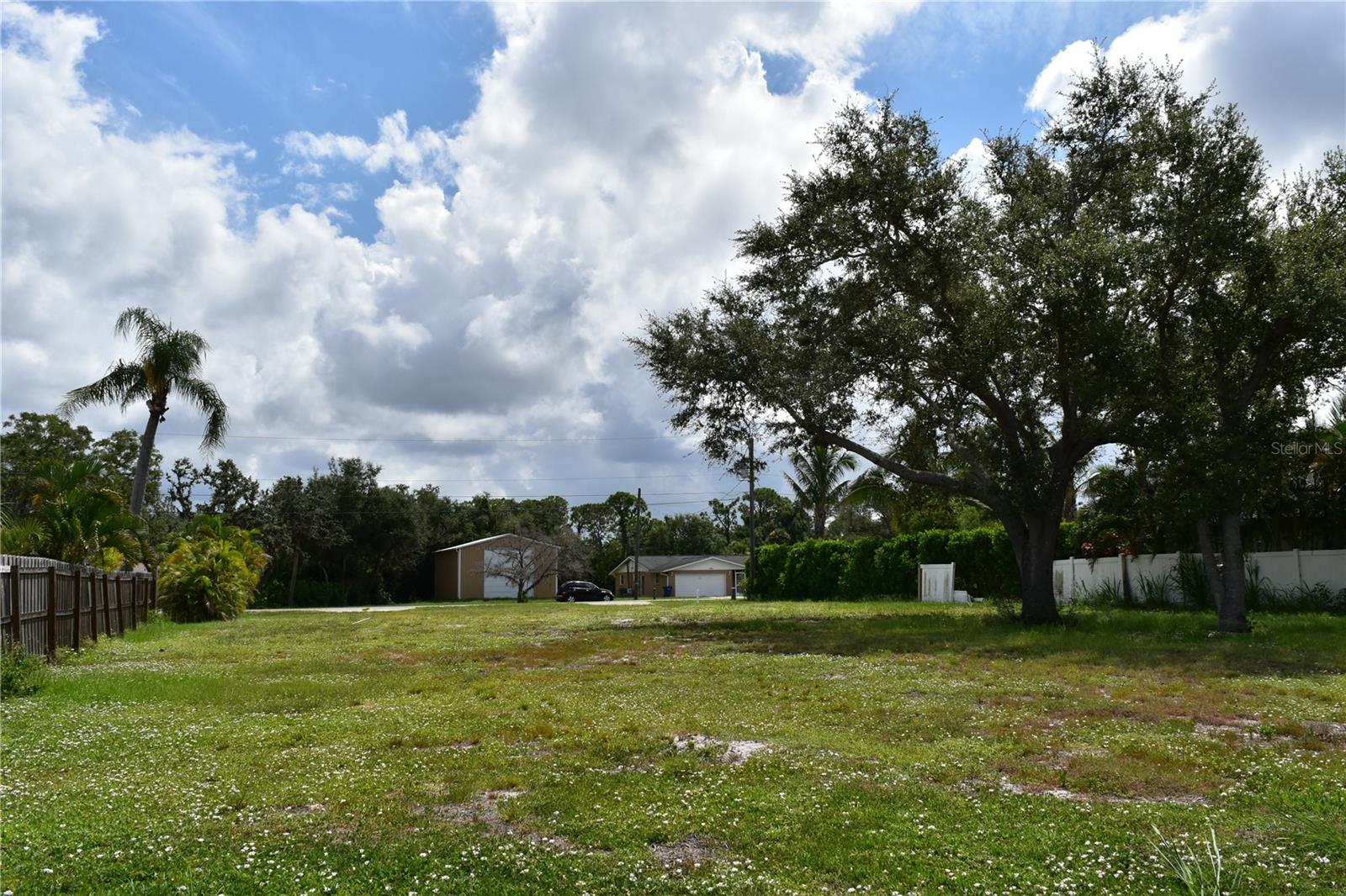 2450 ALAMANDER AVE, ENGLEWOOD, FL — photo 11