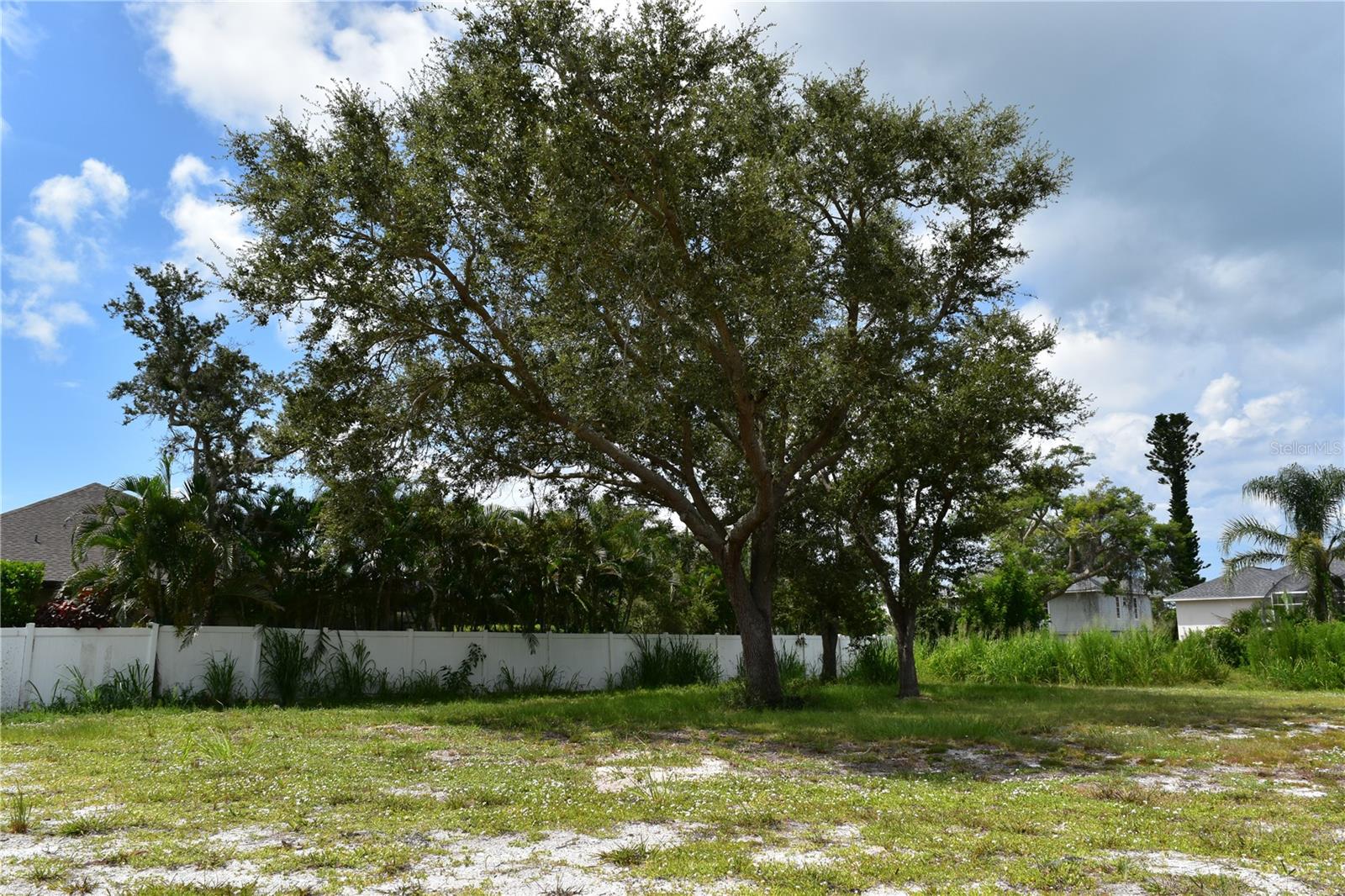 2450 ALAMANDER AVE, ENGLEWOOD, FL — photo 19