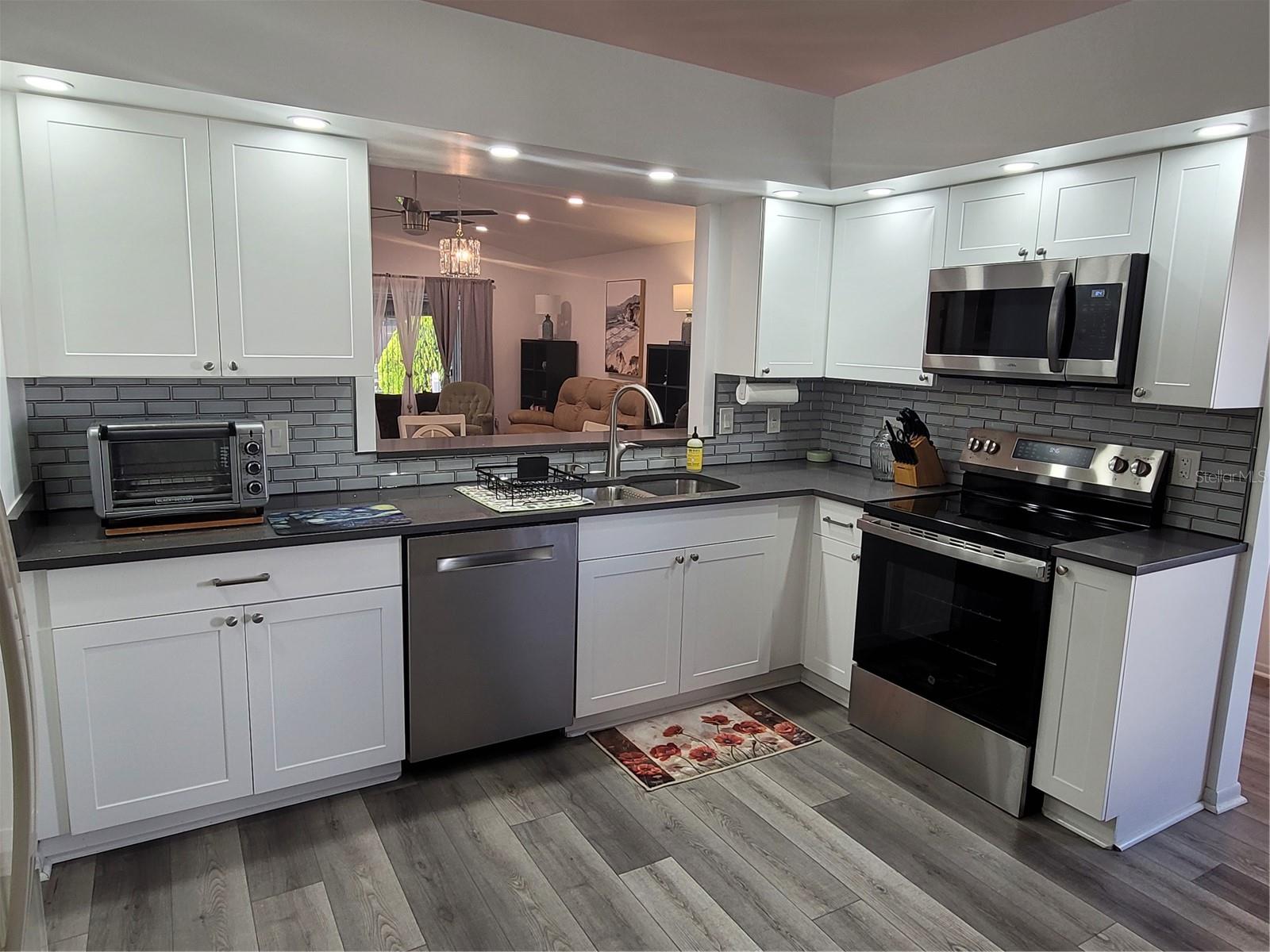 14277 PALM TER, PORT CHARLOTTE, FL — photo 4