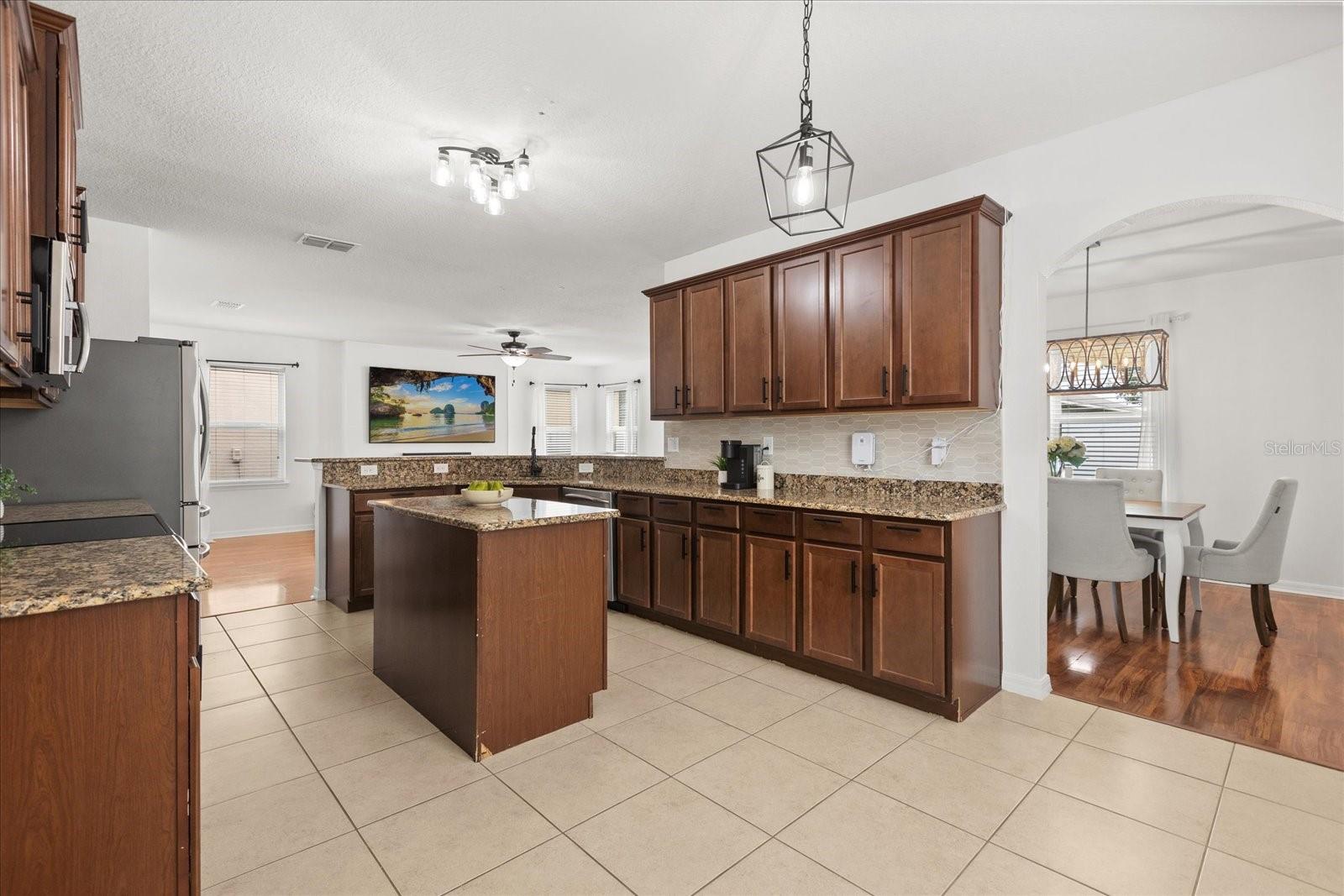 3597 UMBRELLA CT, TAVARES, FL — photo 24