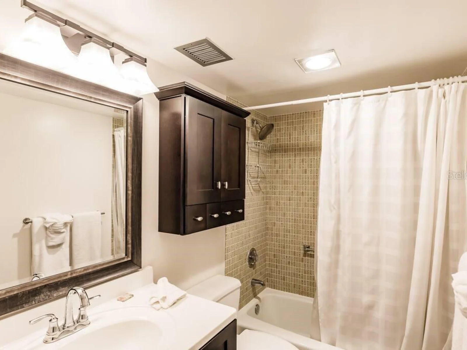 1250 N PORTOFINO DR #302, SARASOTA, FL — photo 16