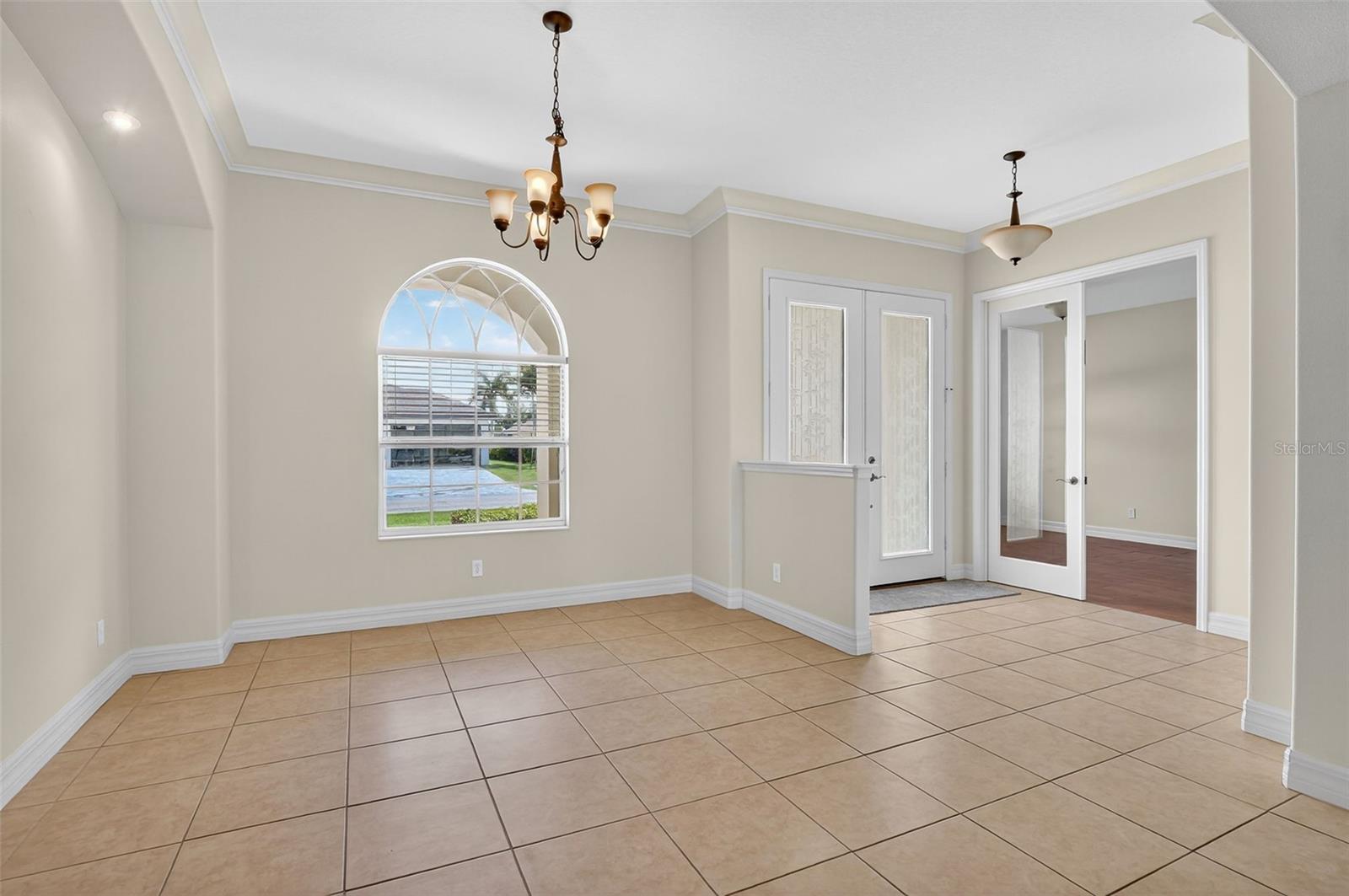 694 ROTONDA CIR, ROTONDA WEST, FL — photo 8