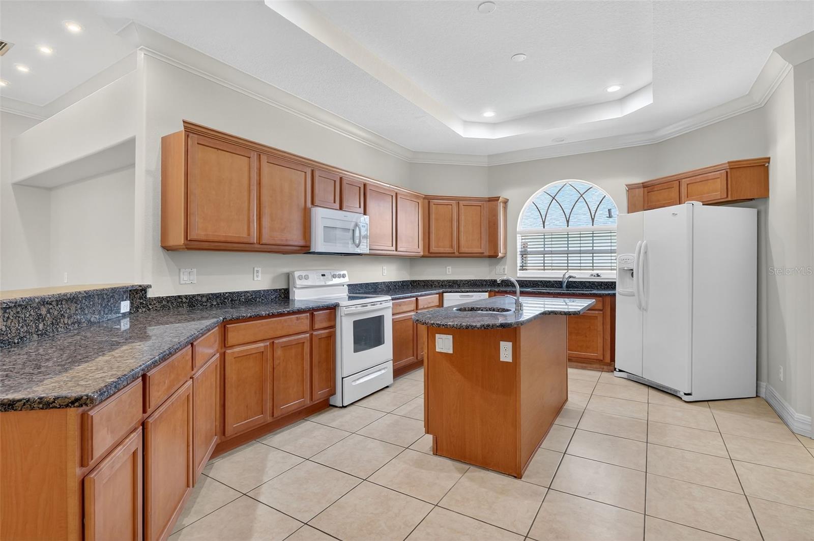 694 ROTONDA CIR, ROTONDA WEST, FL — photo 11