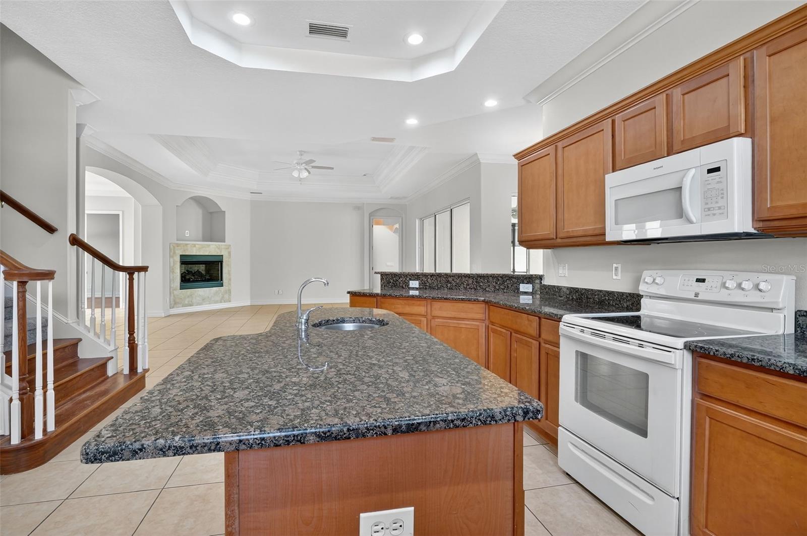 694 ROTONDA CIR, ROTONDA WEST, FL — photo 13