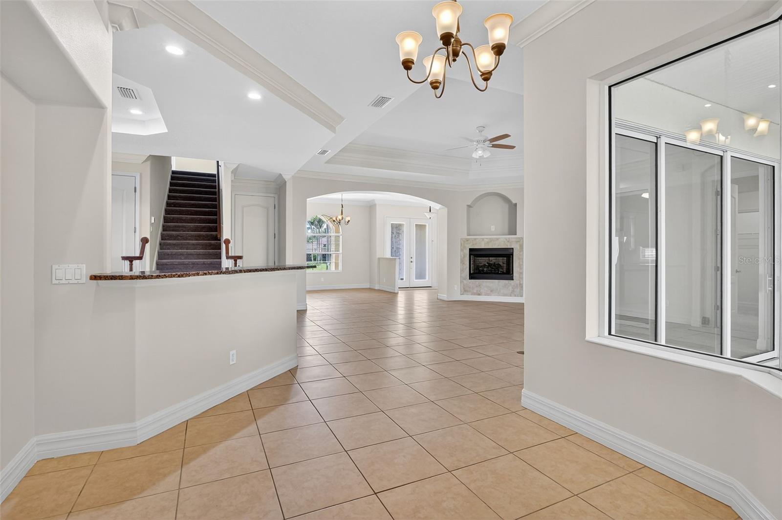 694 ROTONDA CIR, ROTONDA WEST, FL — photo 16
