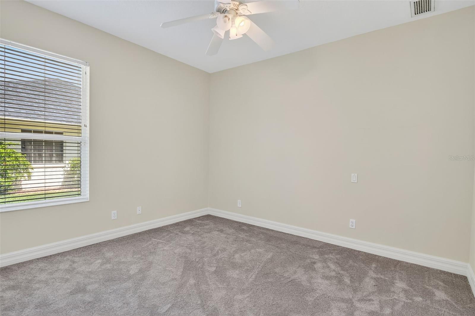 694 ROTONDA CIR, ROTONDA WEST, FL — photo 31