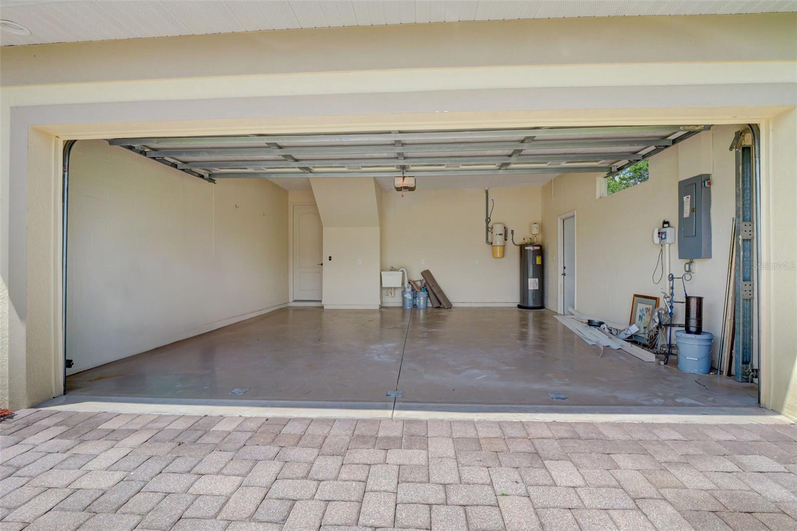 694 ROTONDA CIR, ROTONDA WEST, FL — photo 43