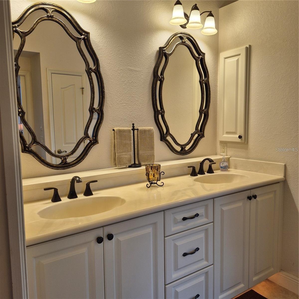 19 MEDALIST WAY, ROTONDA WEST, FL — photo 17