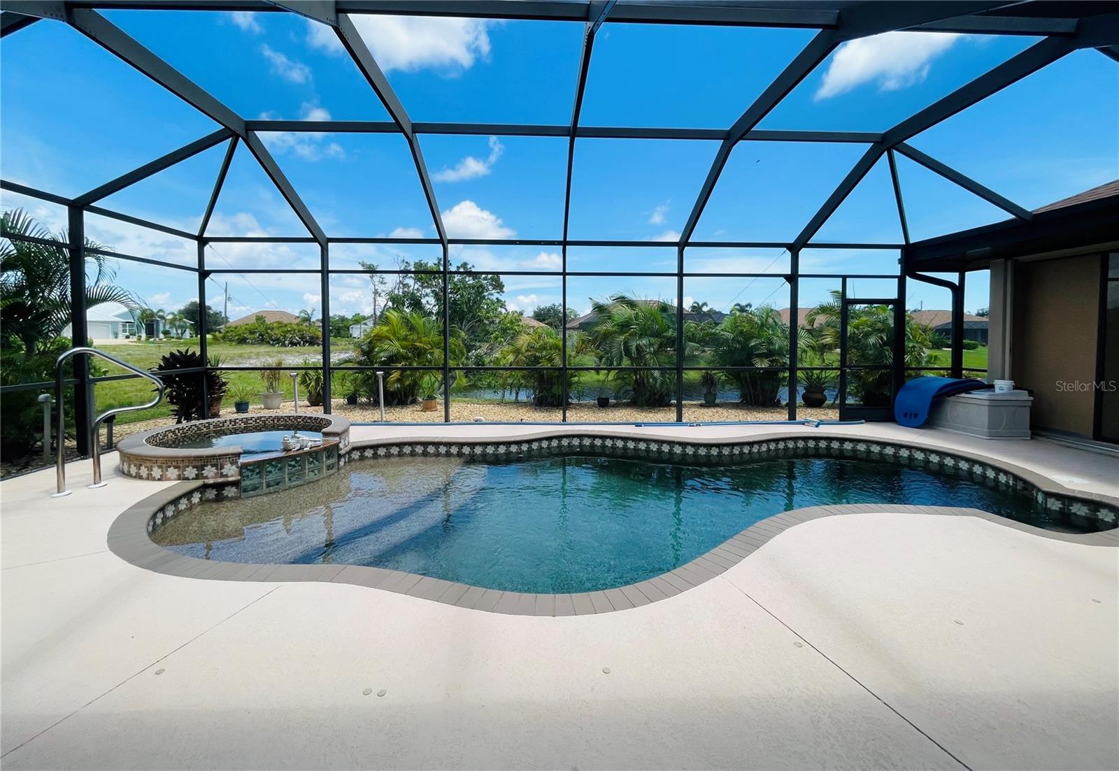 19 MEDALIST WAY, ROTONDA WEST, FL — photo 28