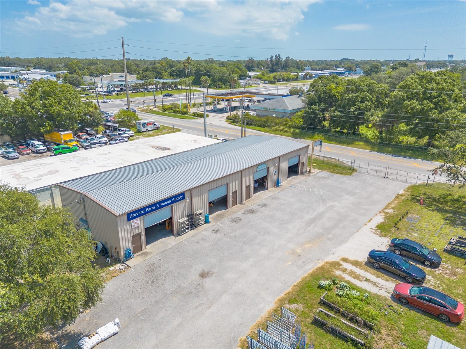 135 CLEARLAKE, COCOA, FL — photo 4