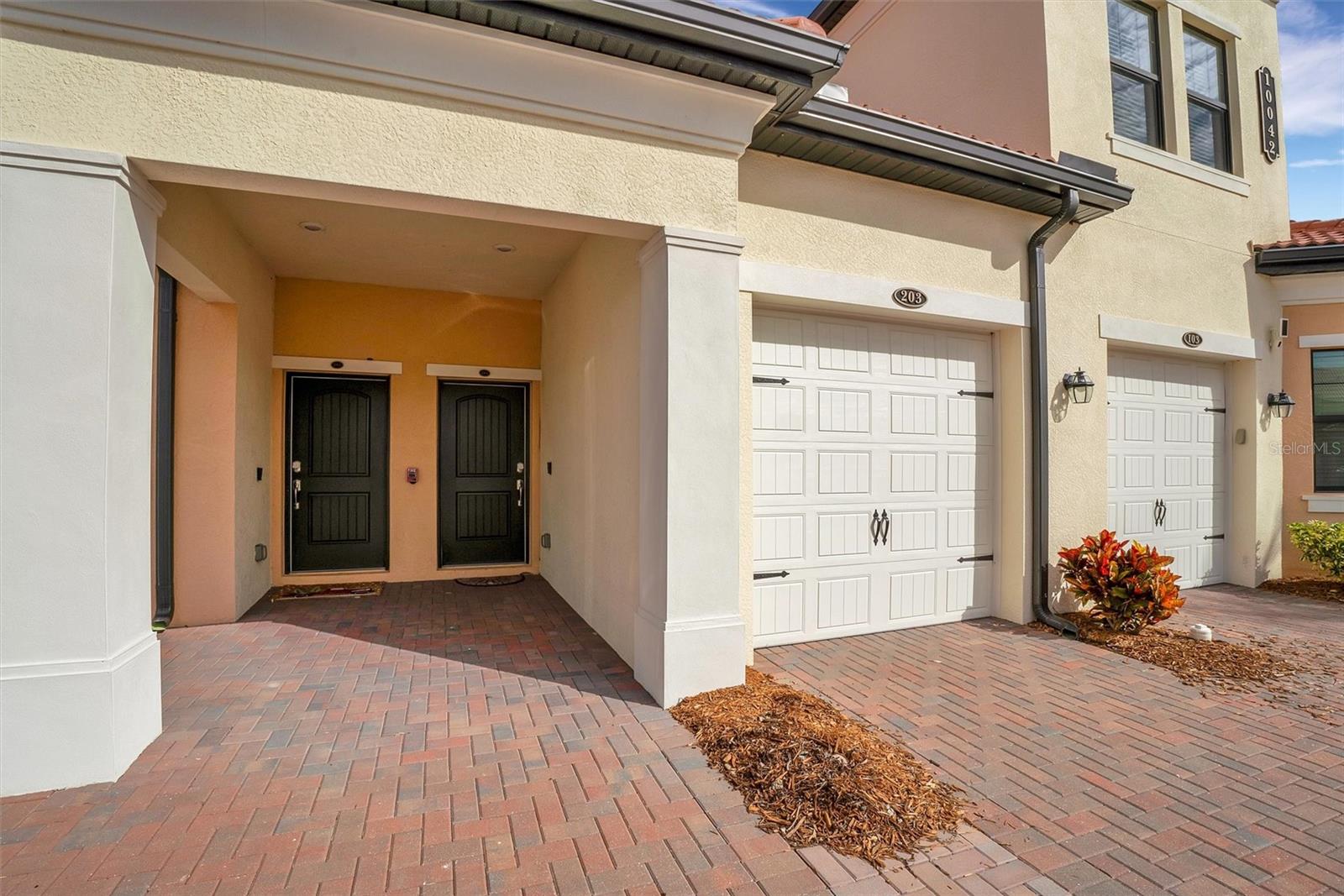 10042 CROOKED CREEK DR #203, VENICE, FL — photo 2