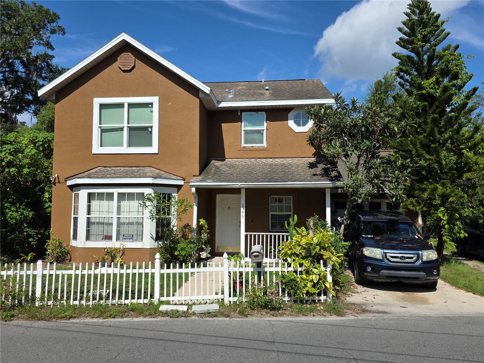 1777 N ORANGE ST, MOUNT DORA, FL