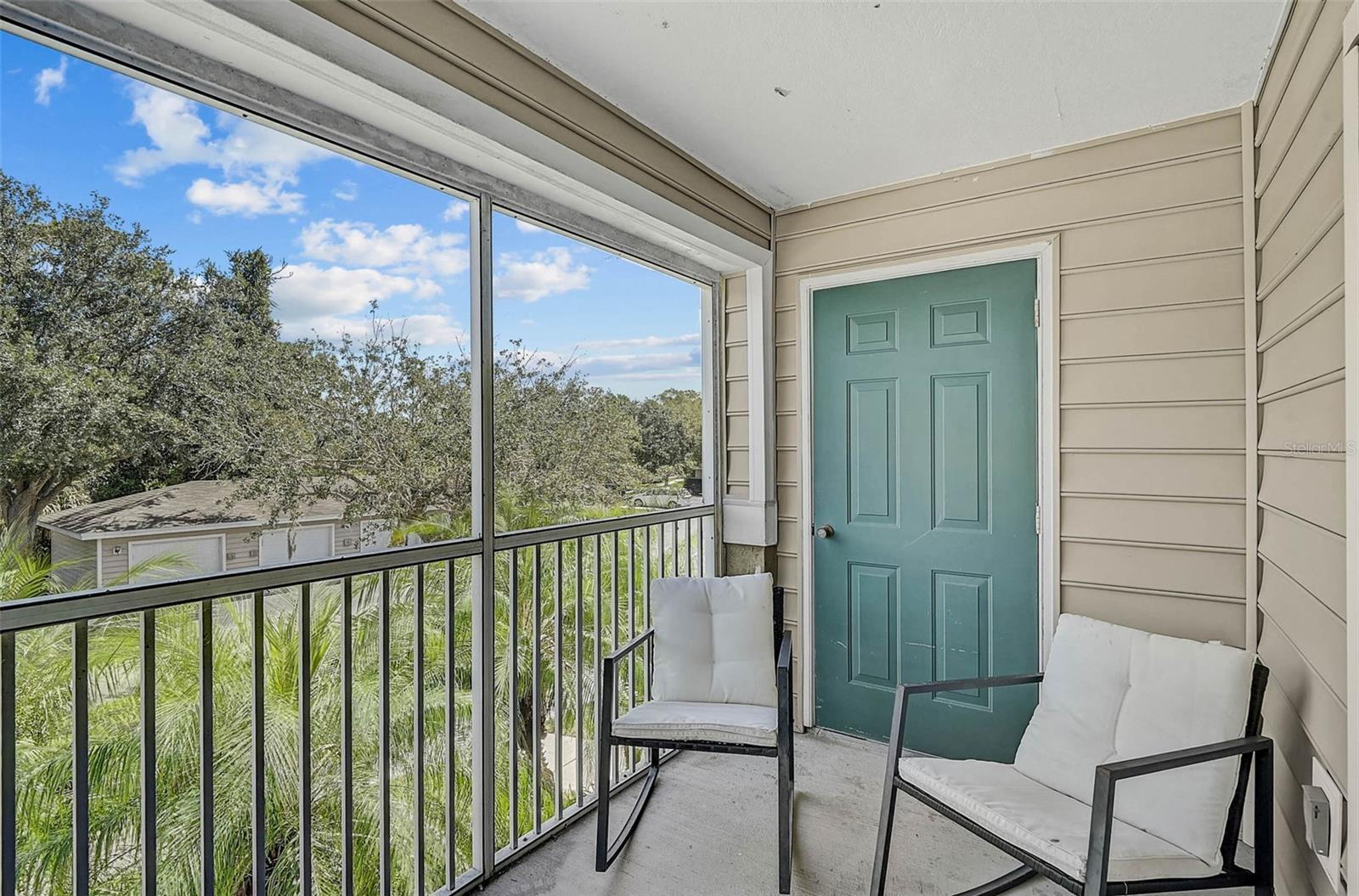 8827 MANOR LOOP #204, LAKEWOOD RANCH, FL — photo 2