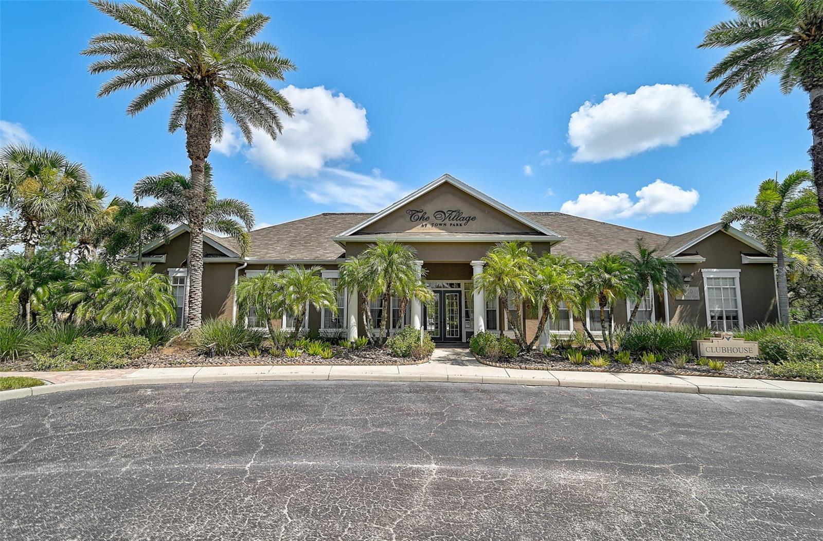 8827 MANOR LOOP #204, LAKEWOOD RANCH, FL — photo 27