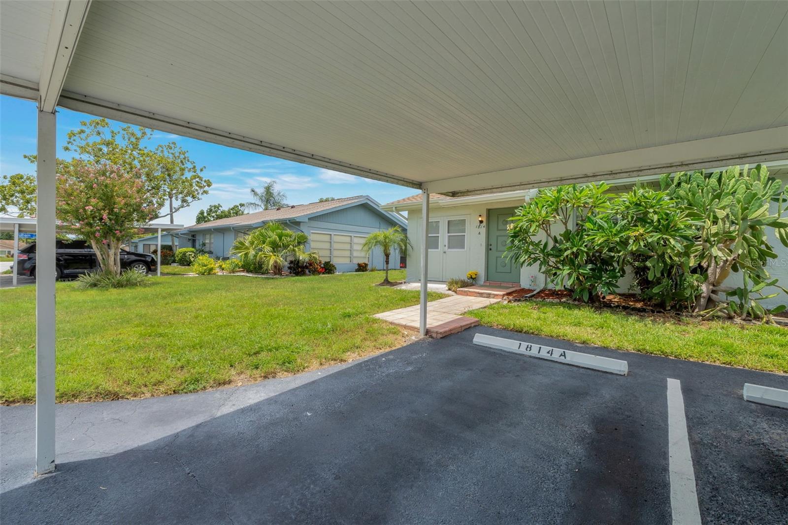 1814 FOXHUNT DR #A, SUN CITY CENTER, FL — photo 14