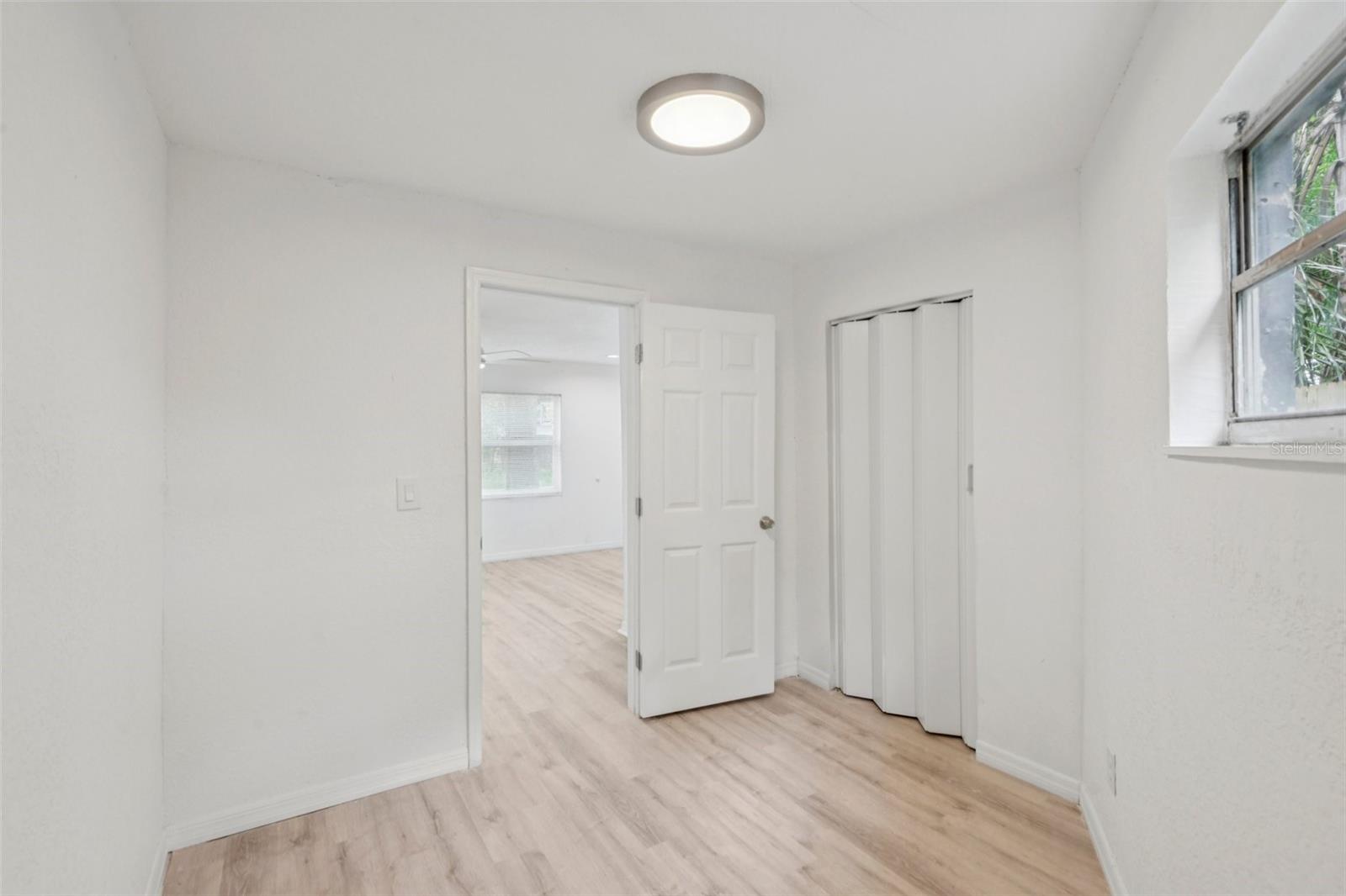 9404 N MULBERRY ST, TAMPA, FL — photo 17