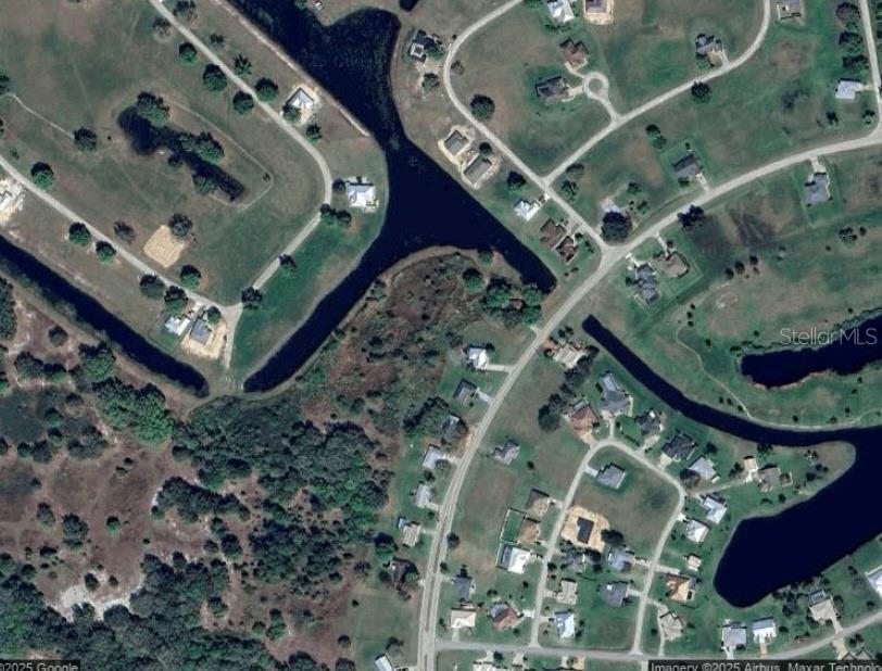 520 FOXHALL CIR, SEBRING, FL — photo 4