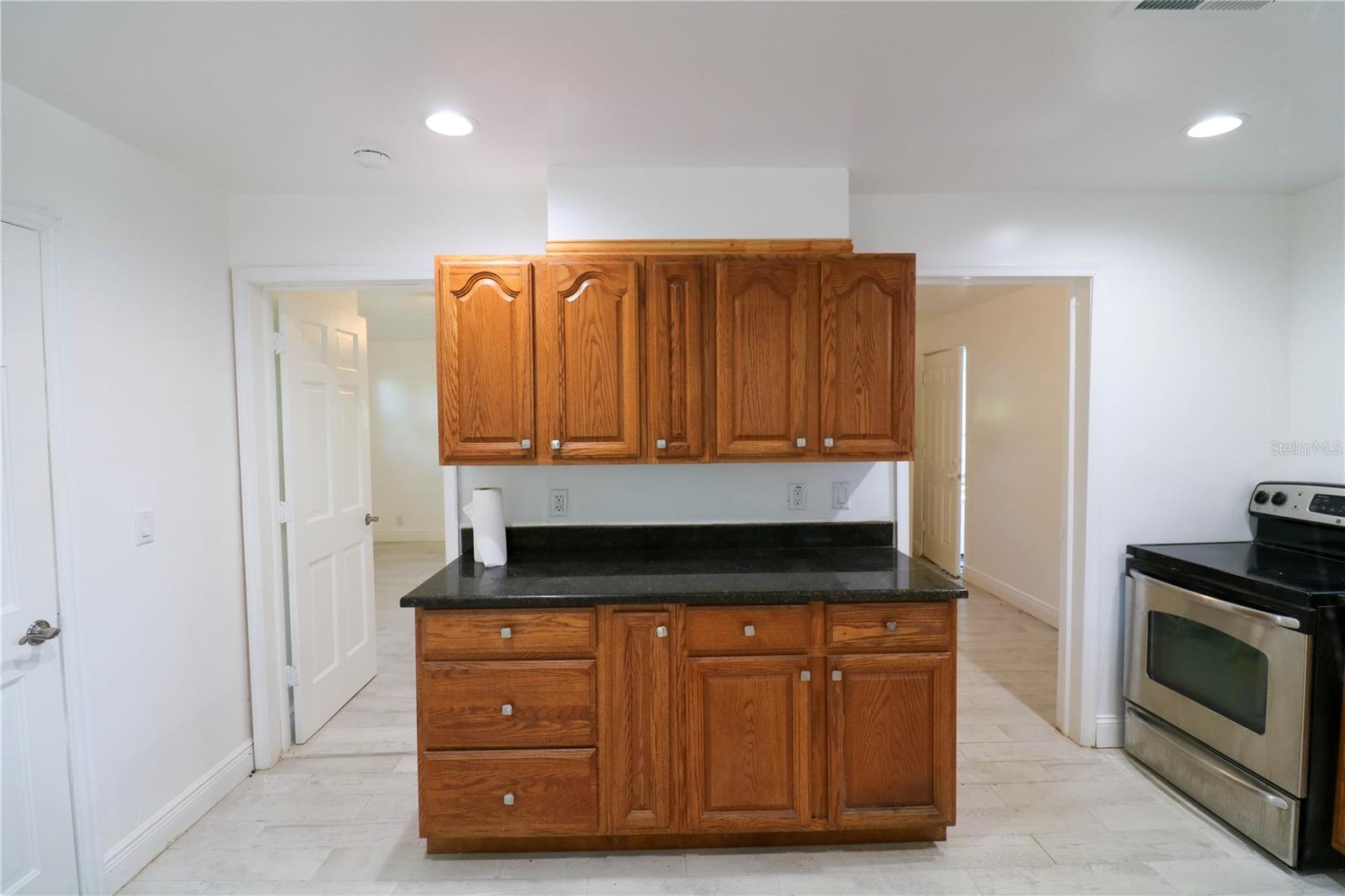 1518 INDIANA ST, ORLANDO, FL — photo 17