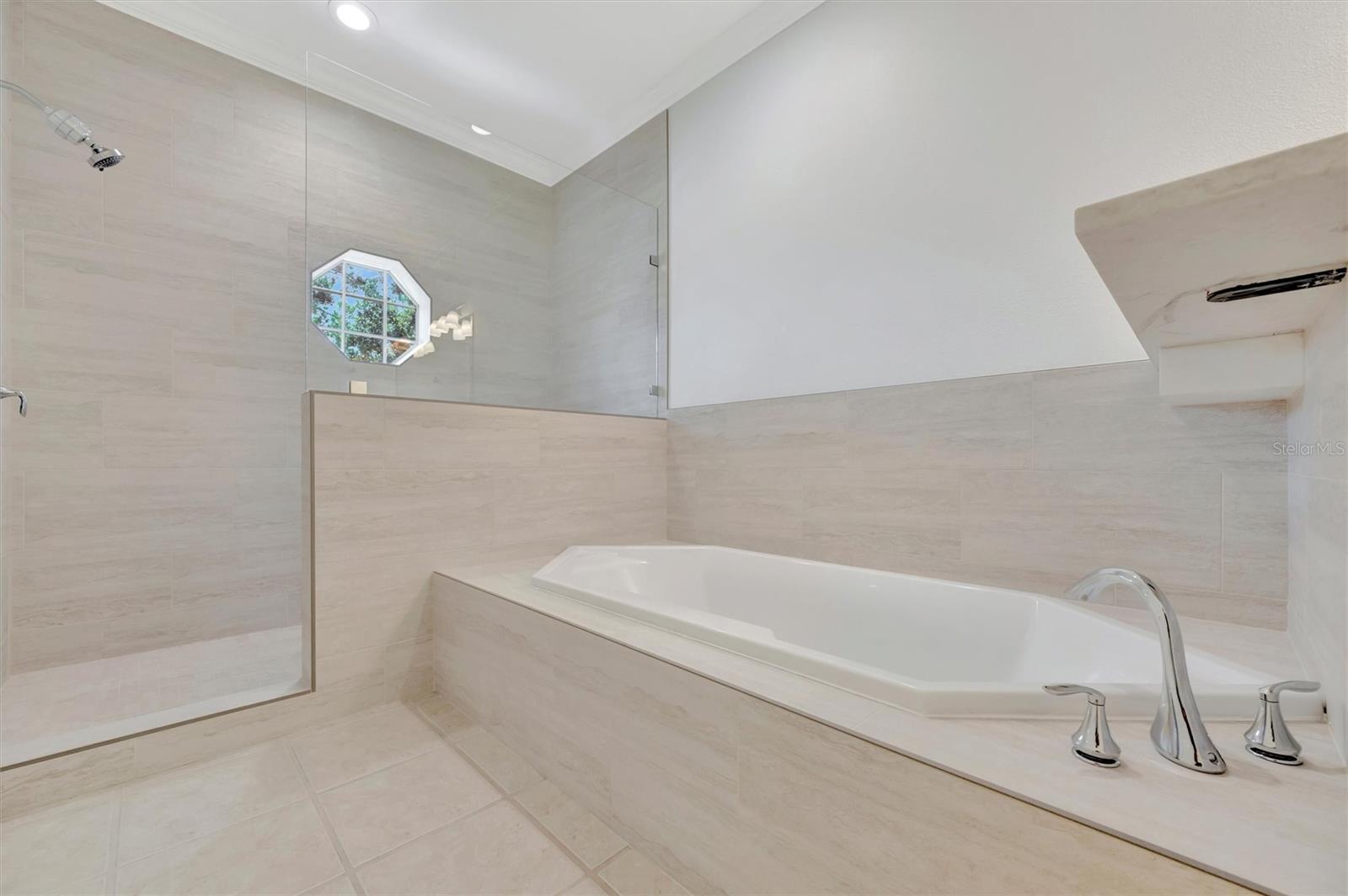 3409 54TH DR W #102, BRADENTON, FL — photo 33