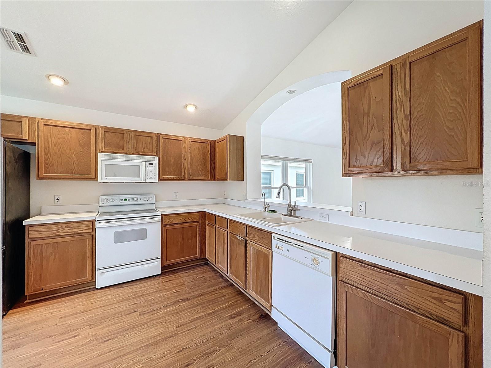 11644 SPINDRIFT LOOP, HUDSON, FL — photo 8